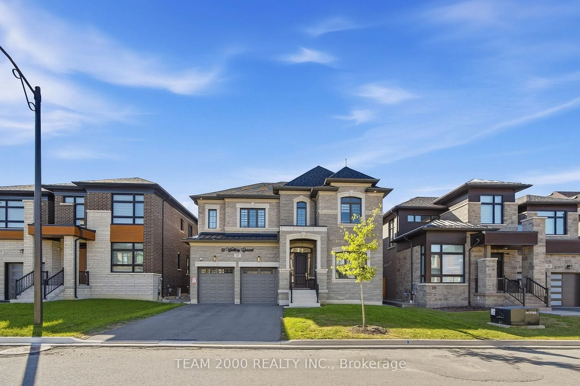 Photo 4 of 33 Winthrop Crescent, Vaughan, Vellore Village — HOMEH