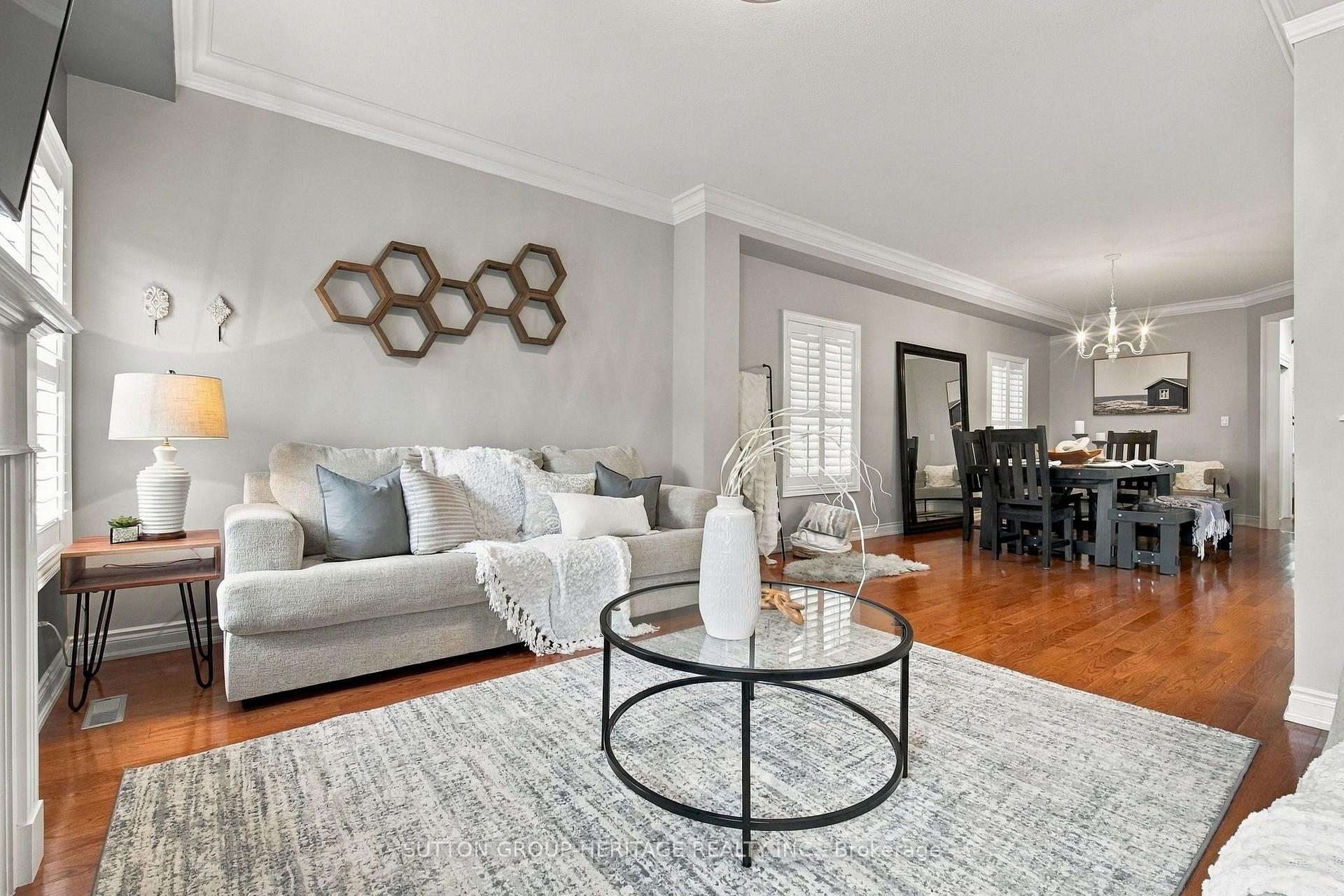 Photo 6 of 36 Mildenhall Place, Whitby, Brooklin — HOMEH