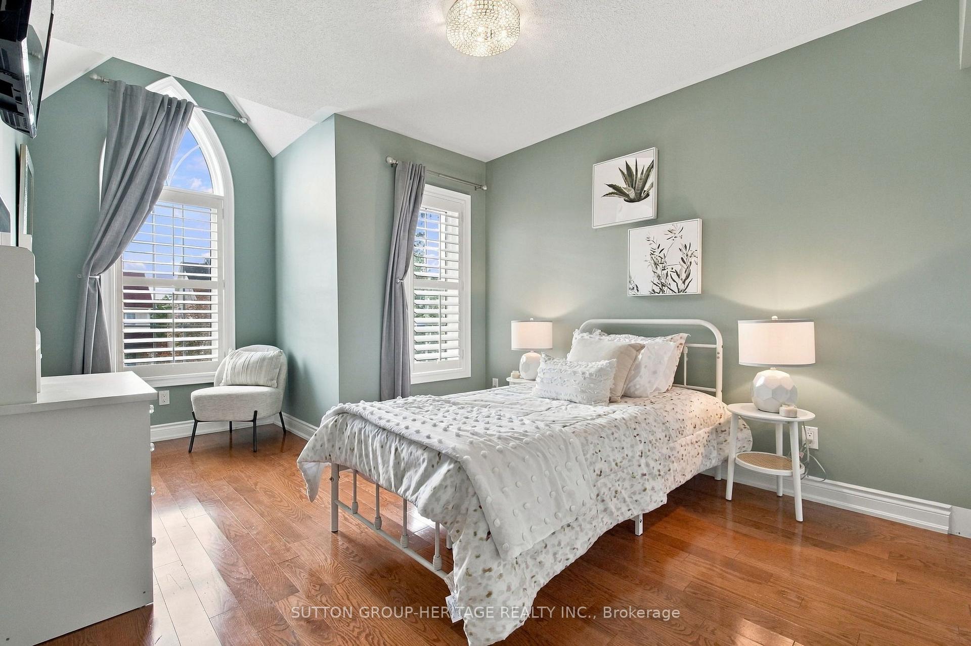 Photo 21 of 36 Mildenhall Place, Whitby, Brooklin — HOMEH