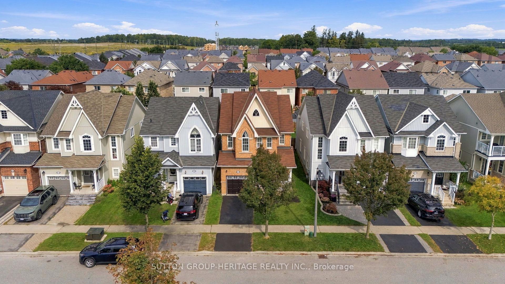Photo 39 of 36 Mildenhall Place, Whitby, Brooklin — HOMEH