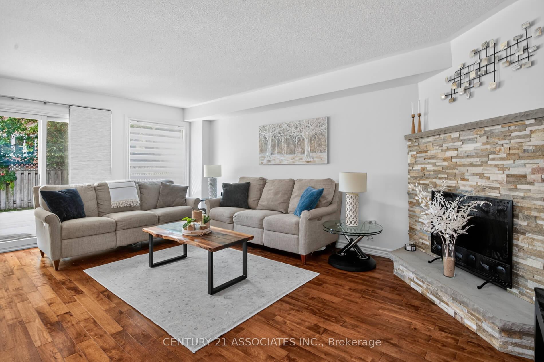 Photo 8 of 2898 Rainwater Drive, Mississauga, Meadowvale — HOMEH