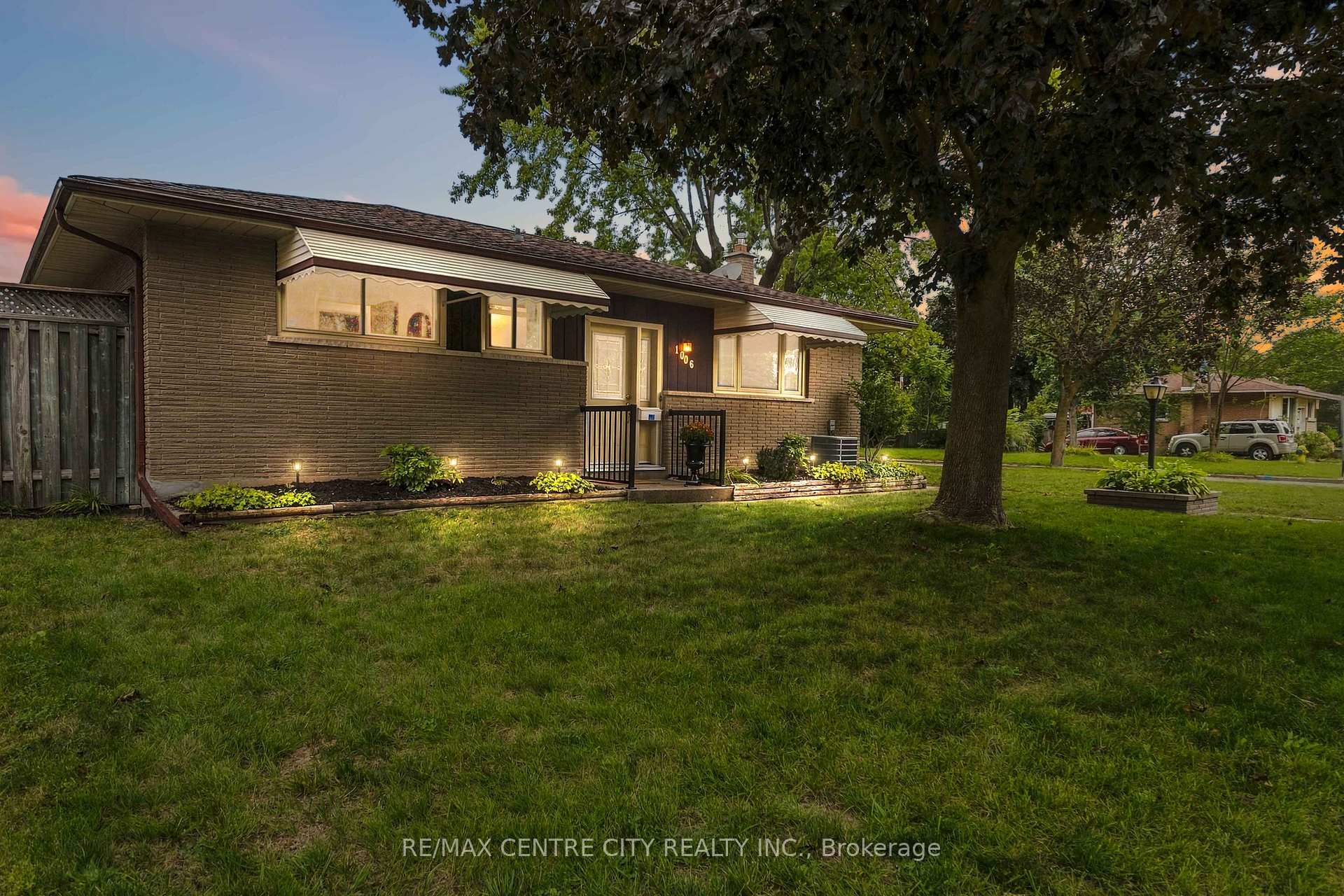 Photo 50 of 1006 Apache Road, London, East D — HOMEH