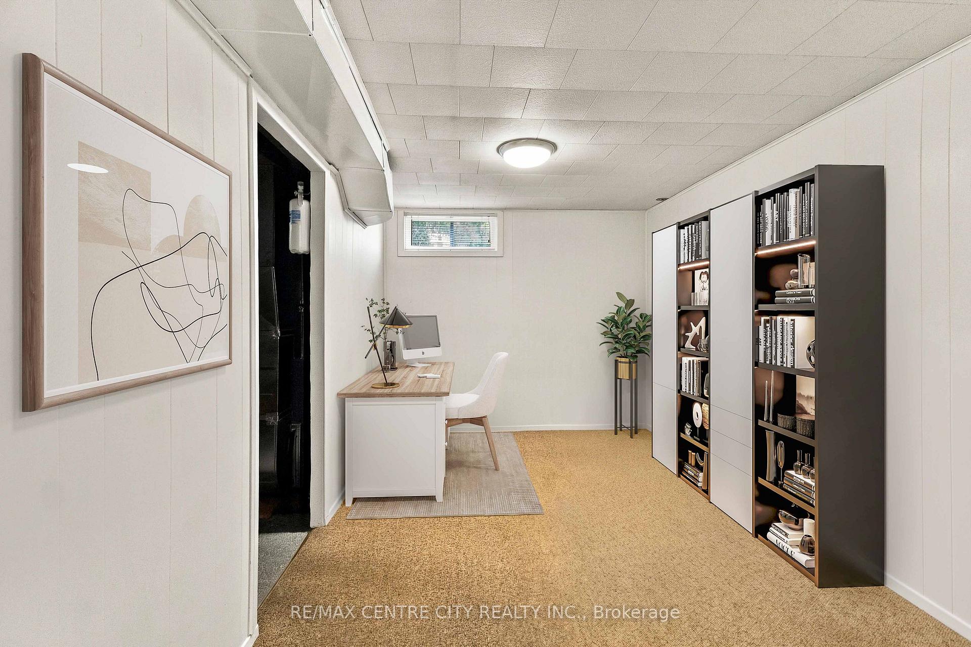 Photo 26 of 1006 Apache Road, London, East D — HOMEH