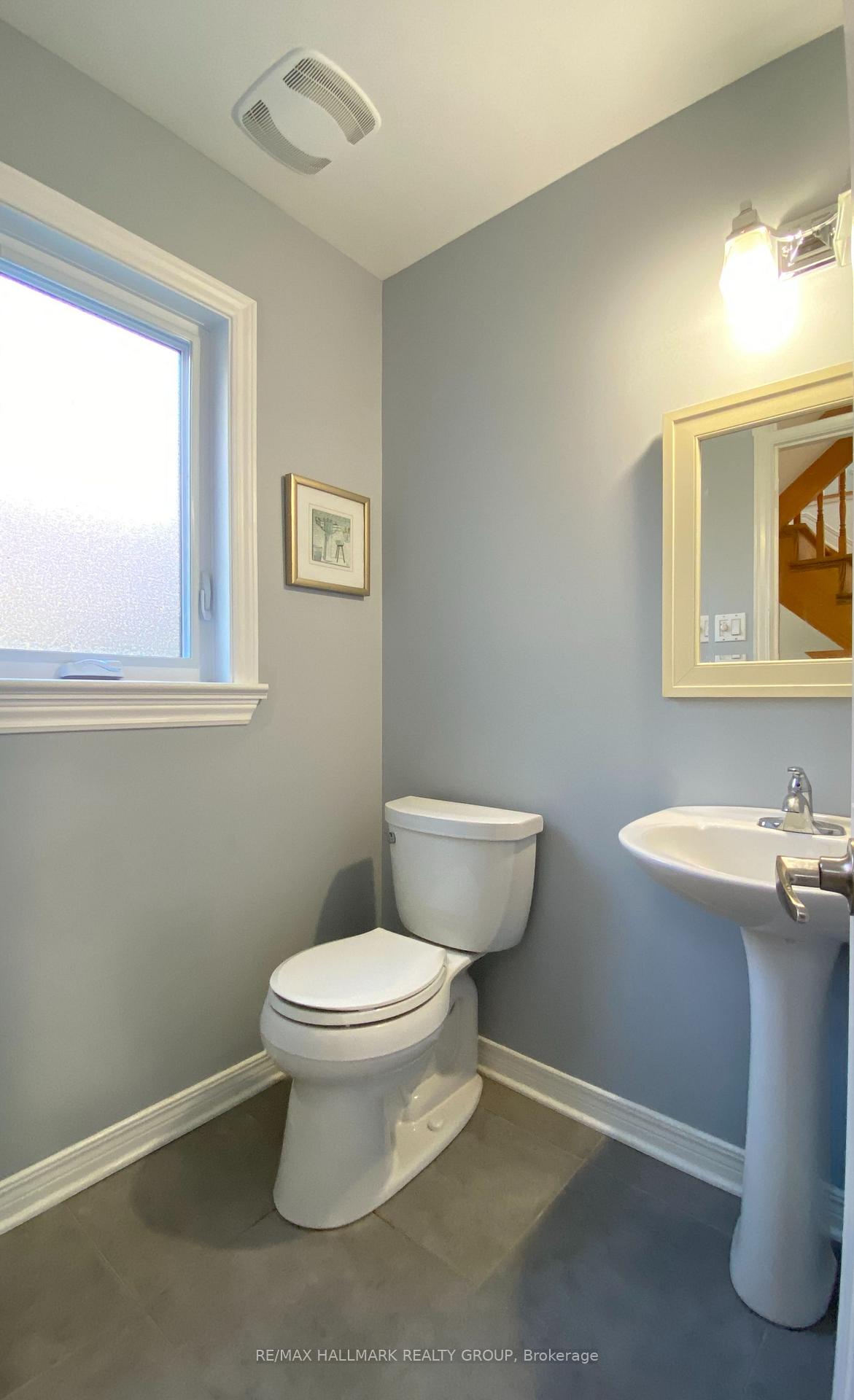 Photo 10 of 128 Grenadier Way, Ottawa, Barrhaven - Longfields — HOMEH