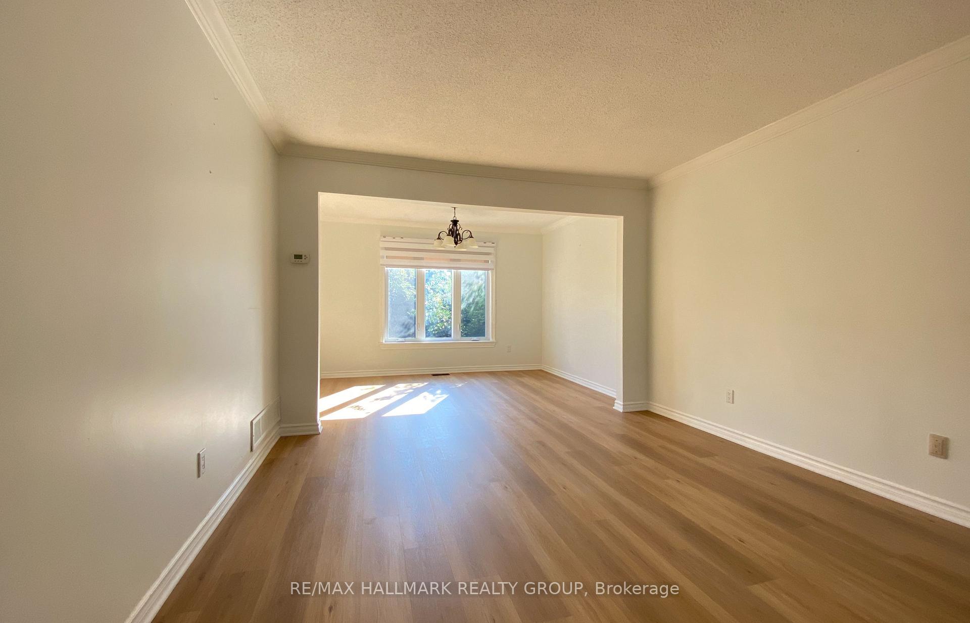 Photo 12 of 128 Grenadier Way, Ottawa, Barrhaven - Longfields — HOMEH