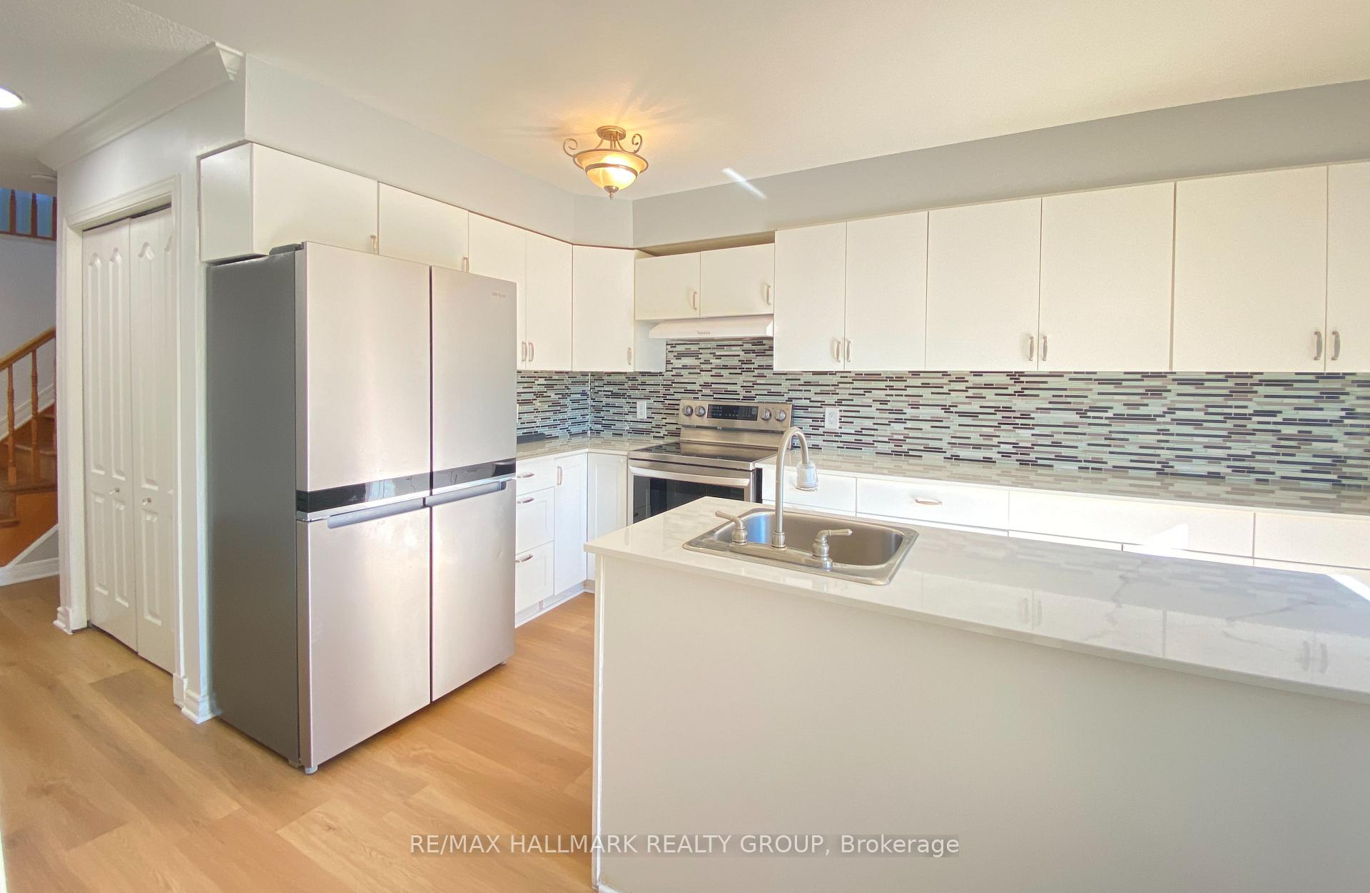 Photo 16 of 128 Grenadier Way, Ottawa, Barrhaven - Longfields — HOMEH