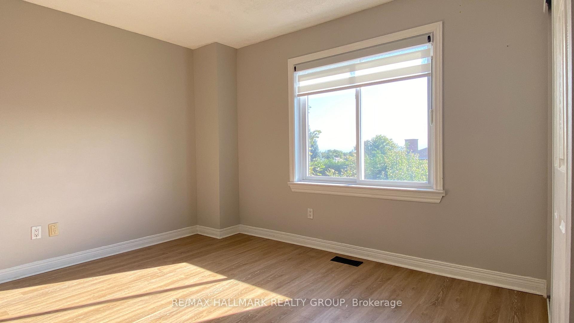 Photo 32 of 128 Grenadier Way, Ottawa, Barrhaven - Longfields — HOMEH