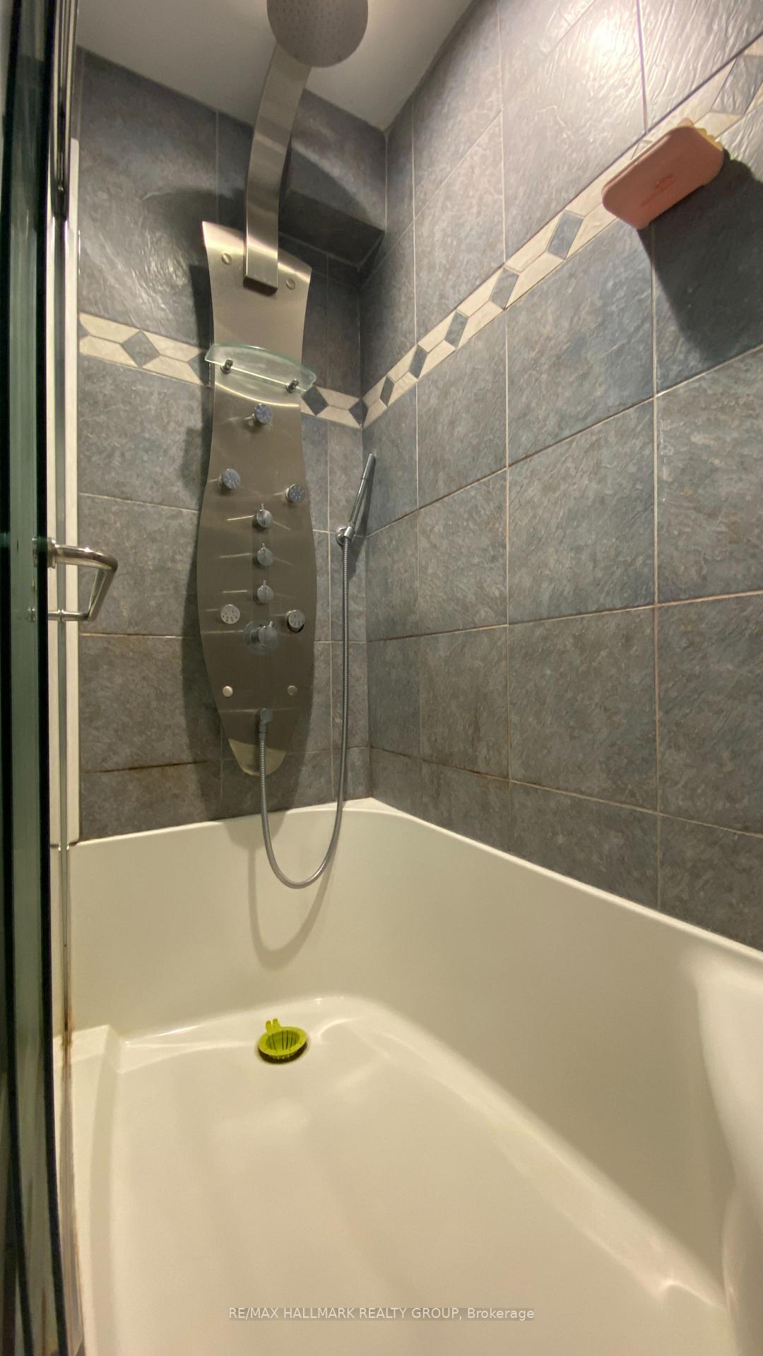 Photo 39 of 128 Grenadier Way, Ottawa, Barrhaven - Longfields — HOMEH