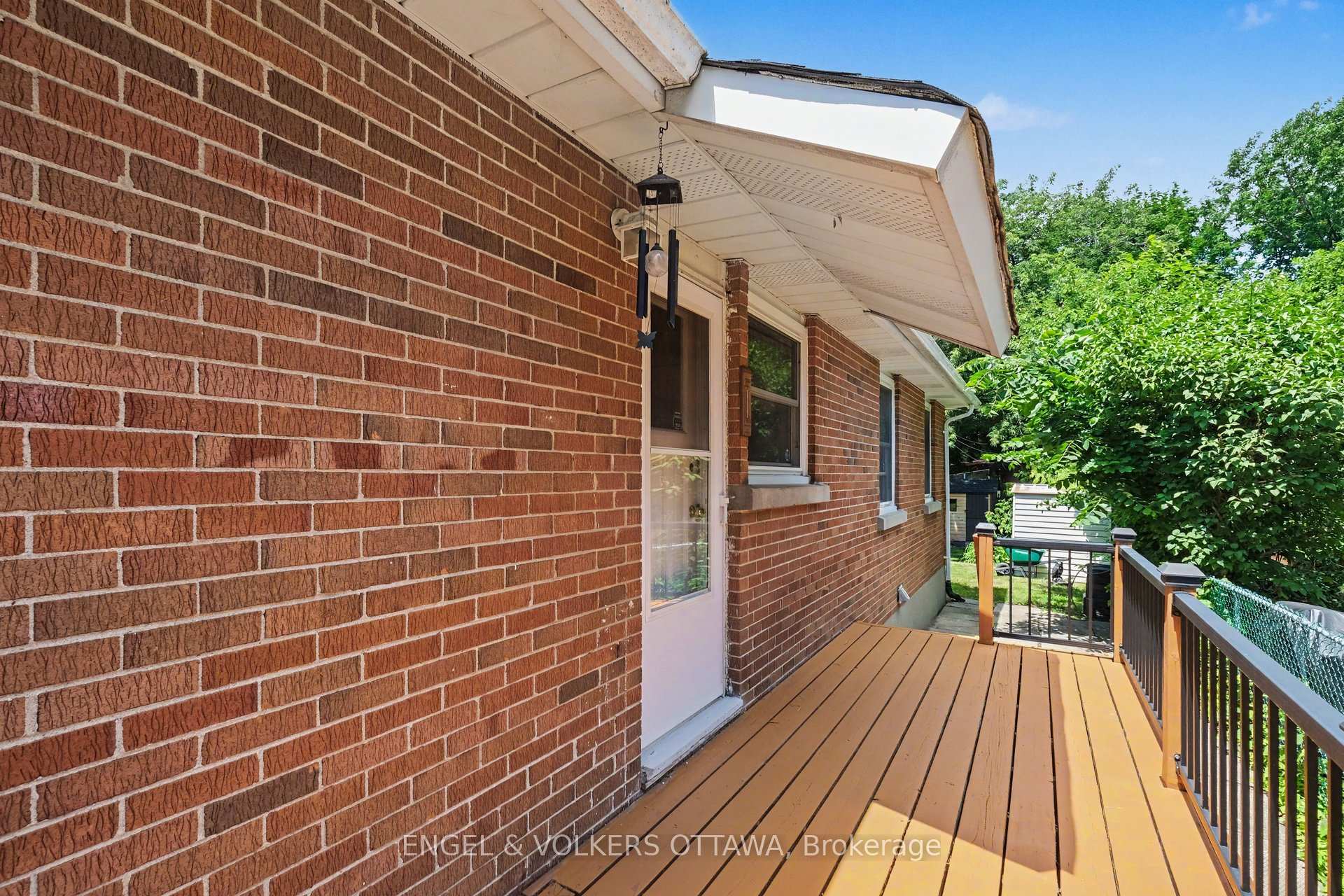 Photo 27 of 325 Summit Avenue, Ottawa, Alta Vista/Faircrest Heights — HOMEH