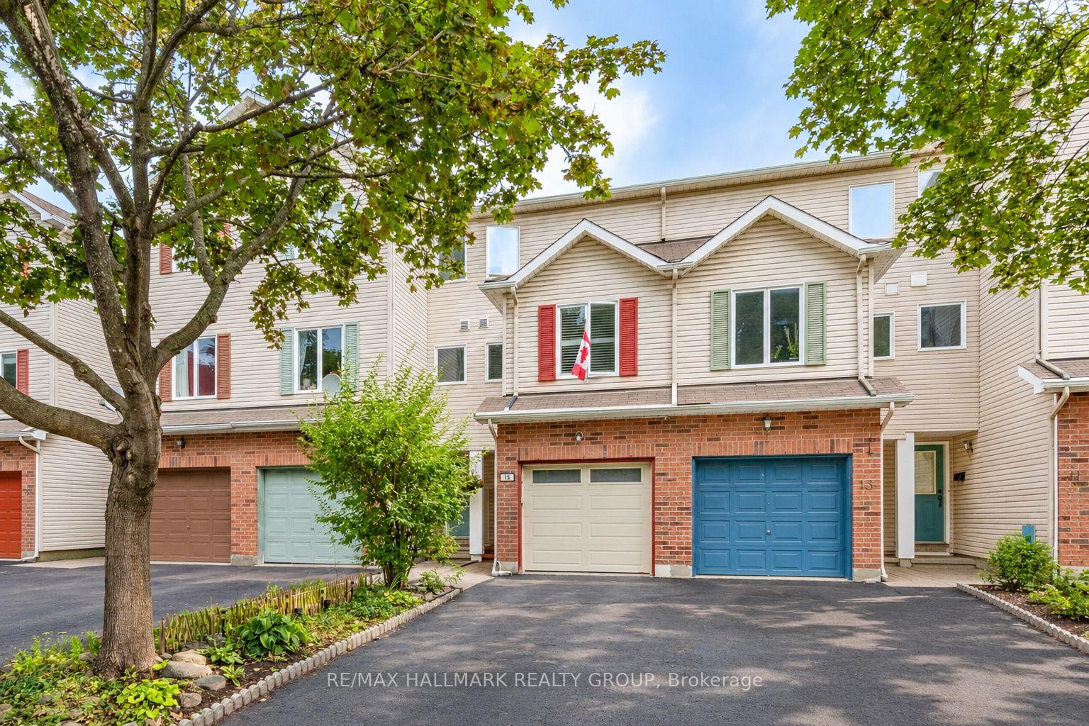Photo 2 of 15 Provender Avenue, Ottawa, CFB Rockcliffe and Area — HOMEH