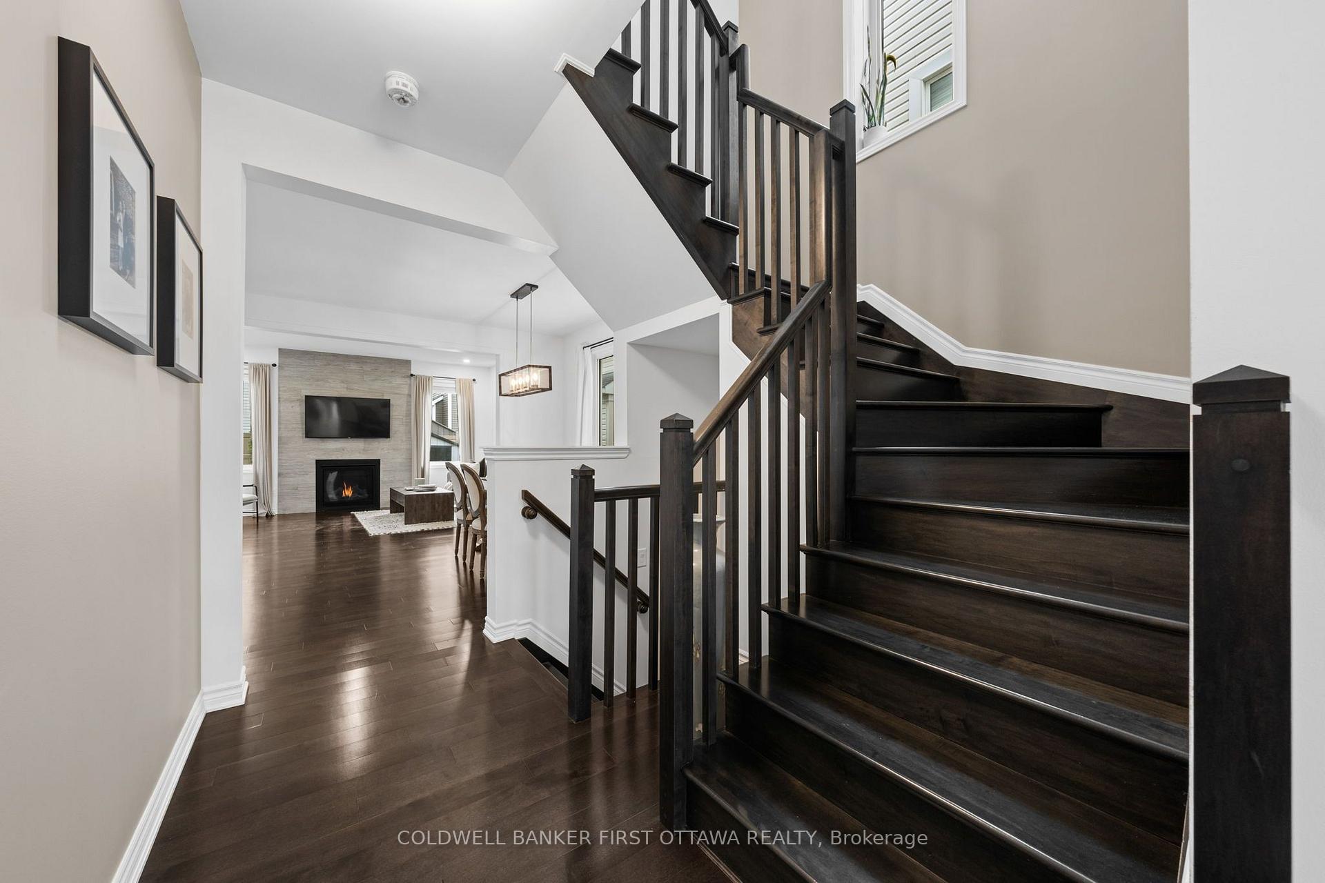 Photo 7 of 67 Remora Way, Ottawa, Barrhaven - Half Moon Bay — HOMEH