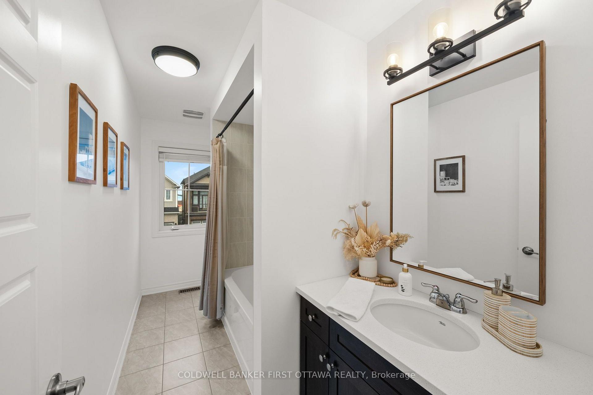 Photo 29 of 67 Remora Way, Ottawa, Barrhaven - Half Moon Bay — HOMEH