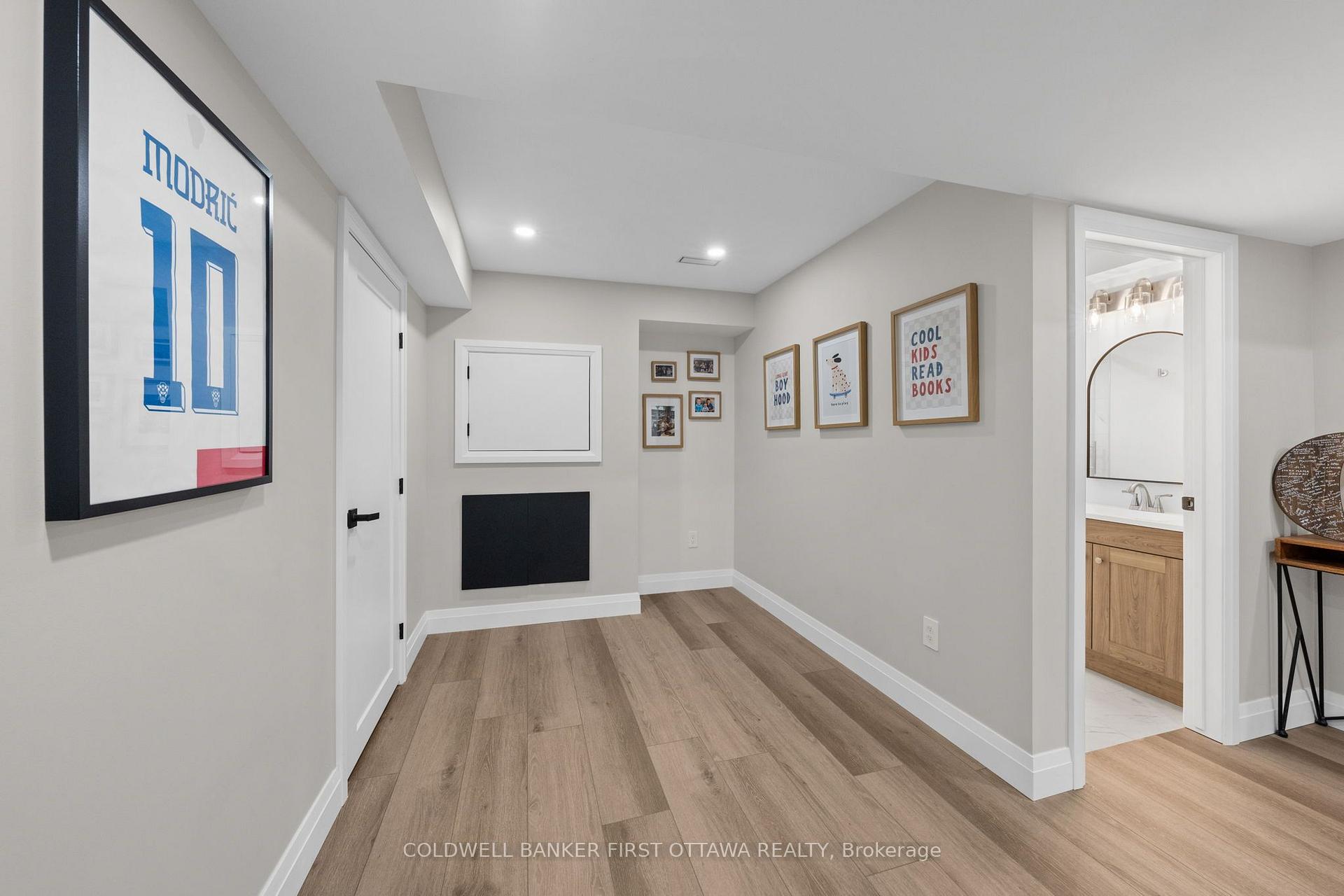 Photo 36 of 67 Remora Way, Ottawa, Barrhaven - Half Moon Bay — HOMEH