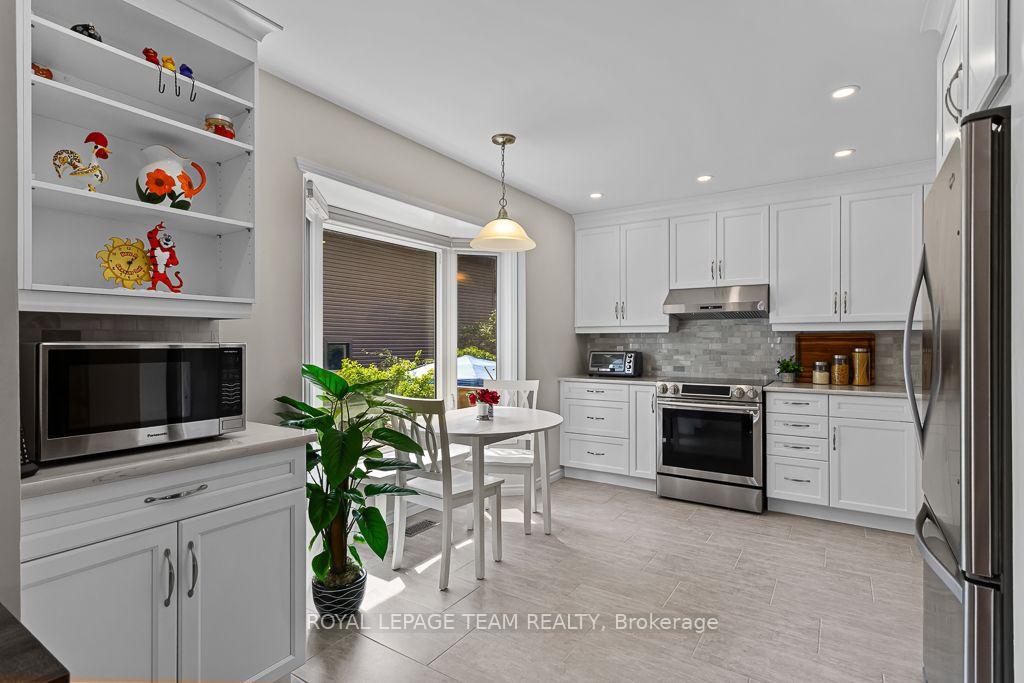 Photo 9 of 2756 Massicotte Lane, Ottawa, Emerald Woods/Sawmill Creek — HOMEH