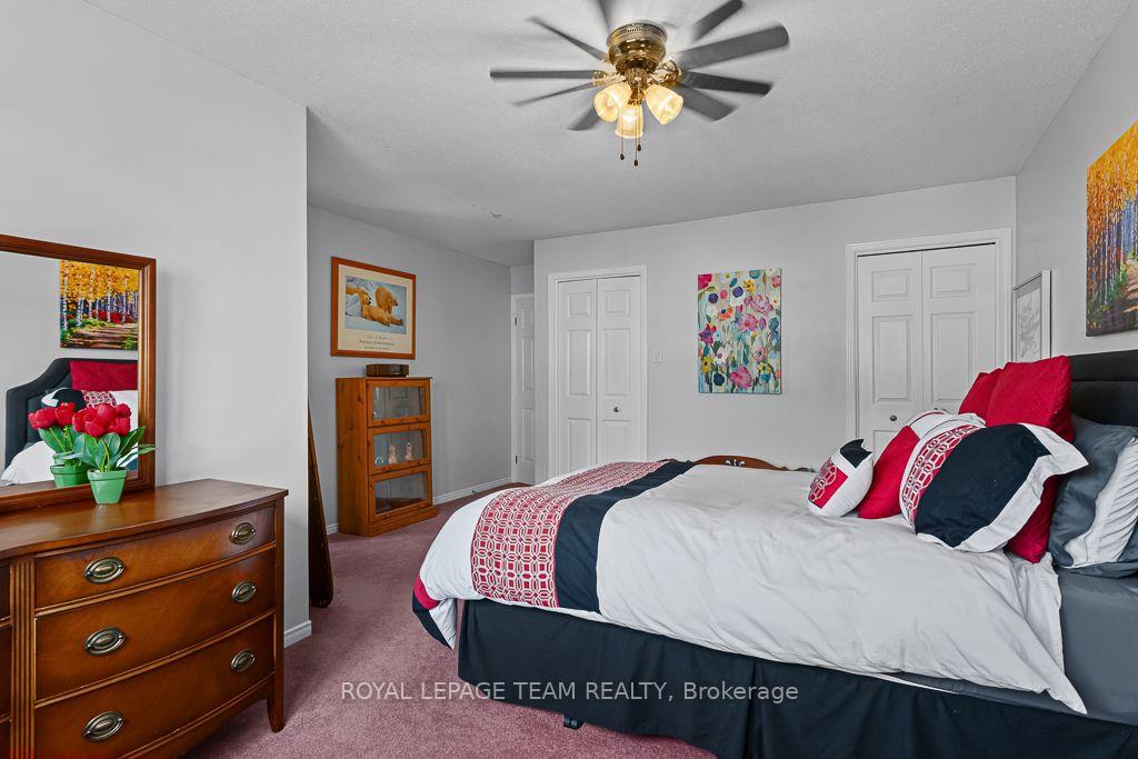 Photo 13 of 2756 Massicotte Lane, Ottawa, Emerald Woods/Sawmill Creek — HOMEH