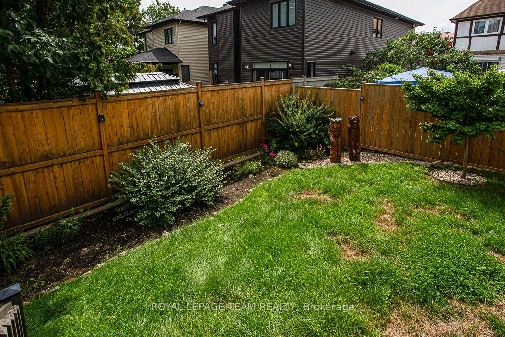 Photo 28 of 2756 Massicotte Lane, Ottawa, Emerald Woods/Sawmill Creek — HOMEH