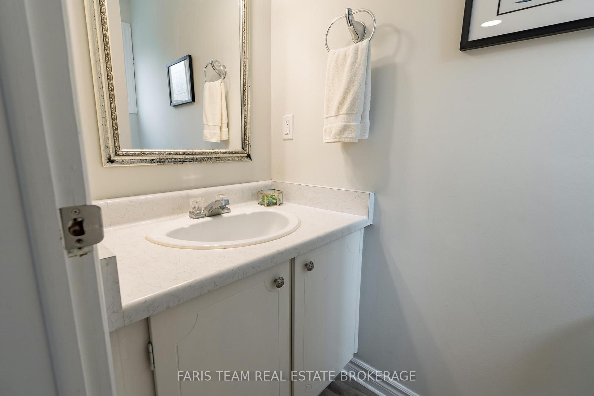 Photo 21 of 19 Colleen Avenue, Barrie, Grove East — HOMEH