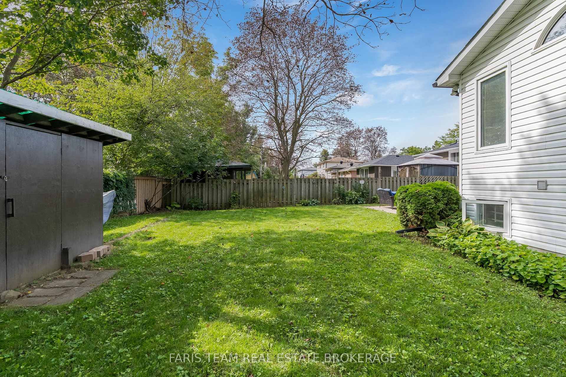 Photo 43 of 19 Colleen Avenue, Barrie, Grove East — HOMEH