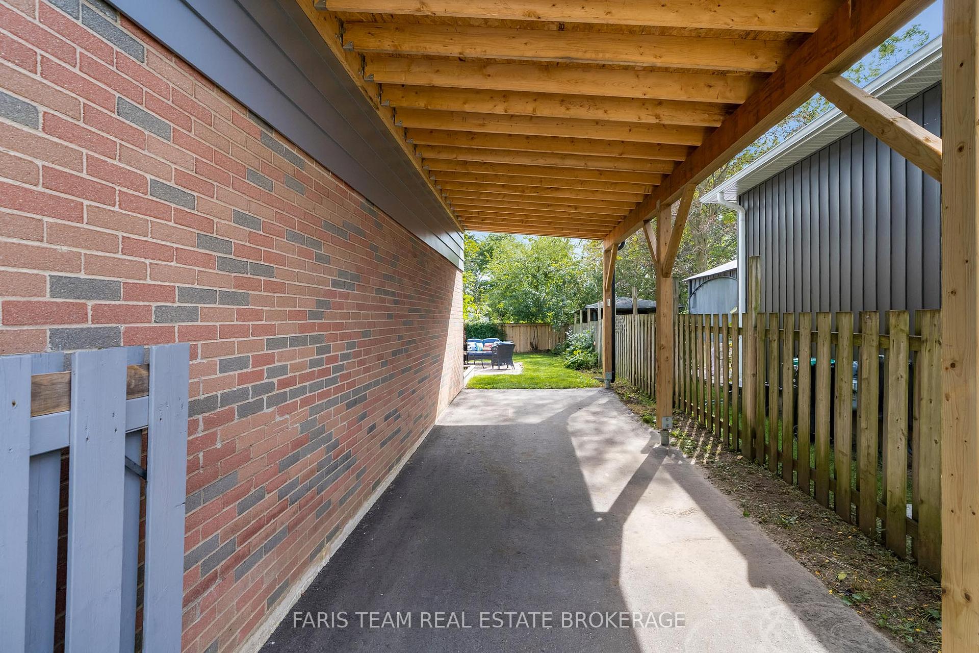 Photo 44 of 19 Colleen Avenue, Barrie, Grove East — HOMEH