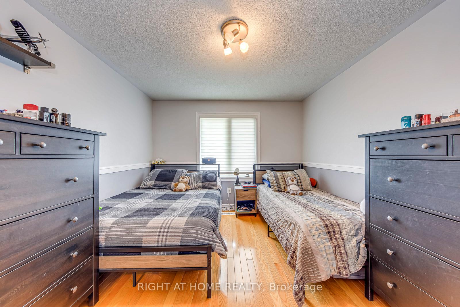 Photo 23 of 4164 Forest Fire Crescent, Mississauga, Rathwood — HOMEH