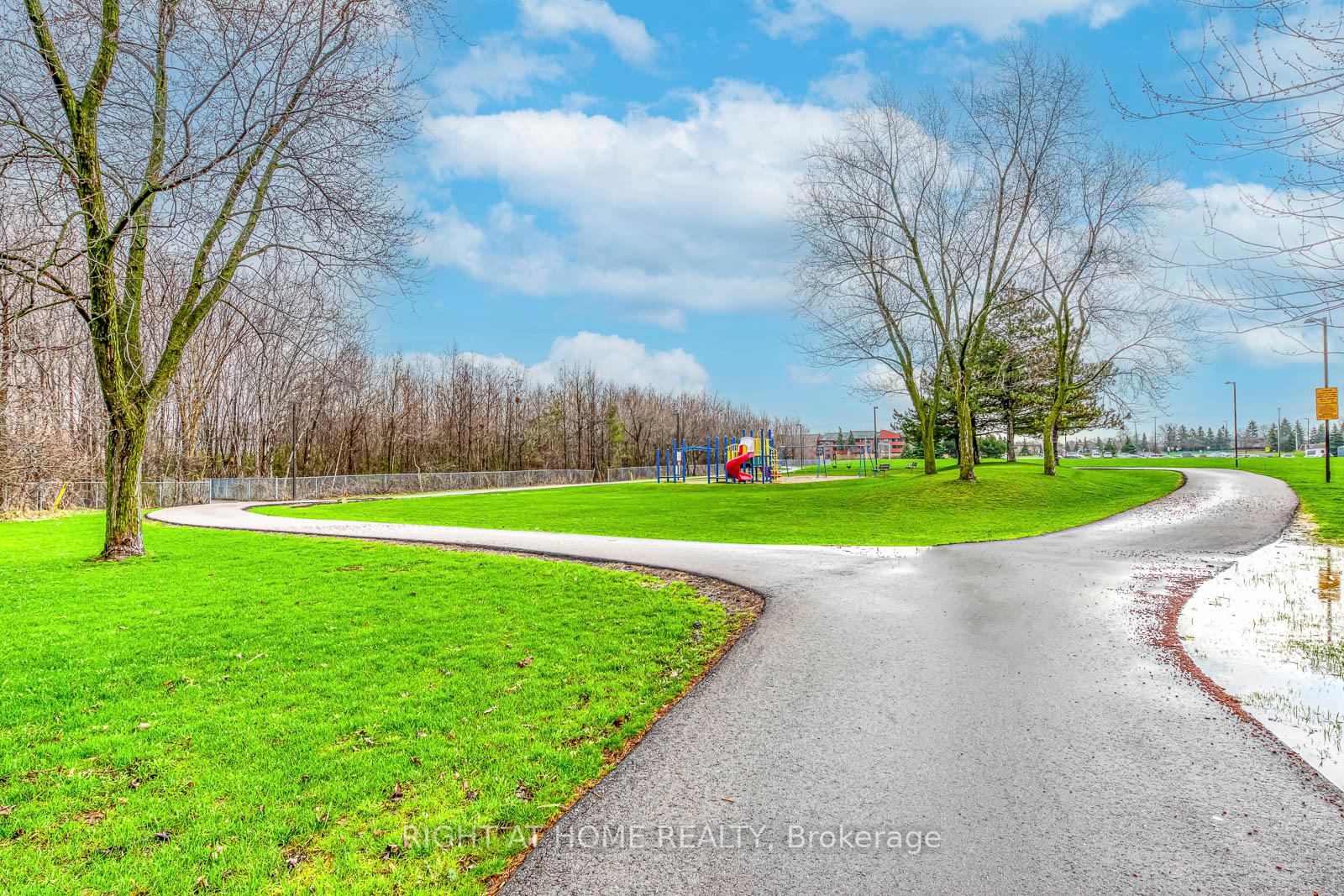 Photo 40 of 4164 Forest Fire Crescent, Mississauga, Rathwood — HOMEH