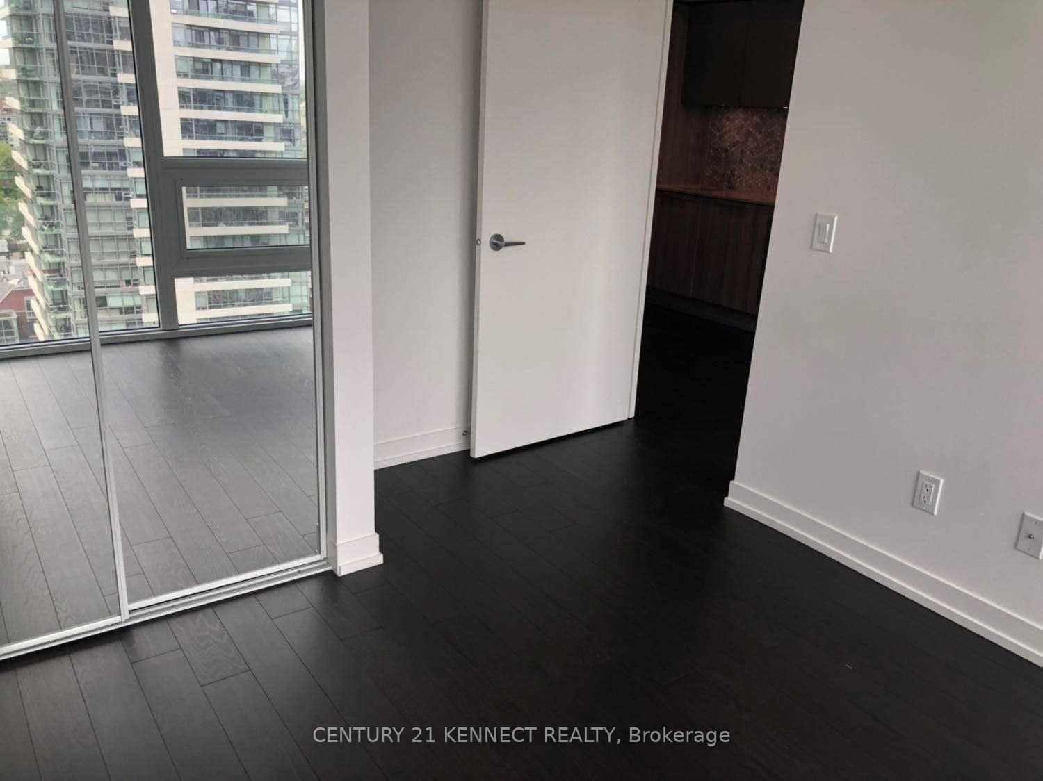 Photo 13 of Unit 1915, 85 Wood Street, Toronto, Church-Yonge Corridor — HOMEH