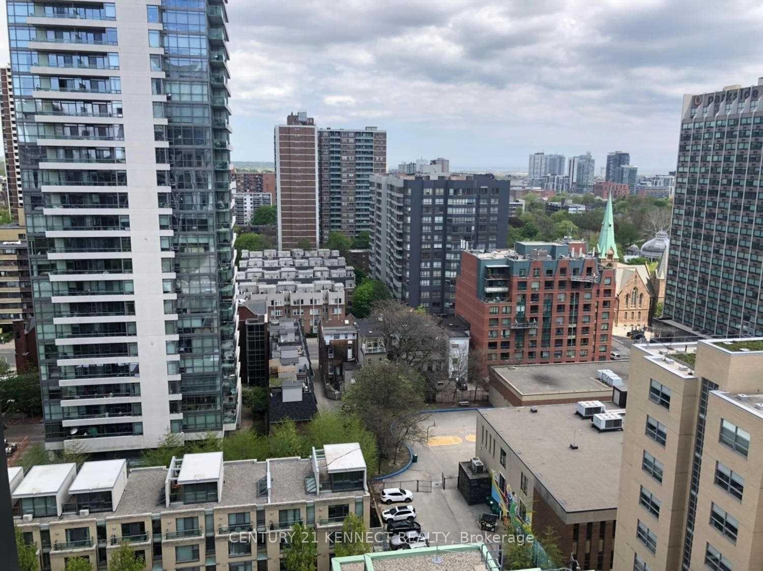 Photo 18 of Unit 1915, 85 Wood Street, Toronto, Church-Yonge Corridor — HOMEH