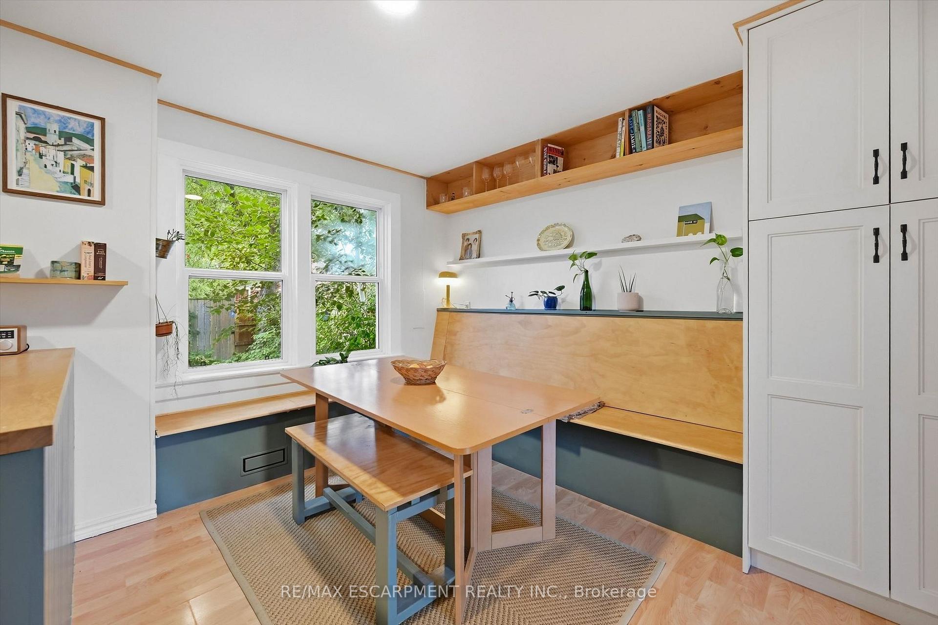 Photo 10 of 174 Beech Street, St. Catharines, Downtown — HOMEH