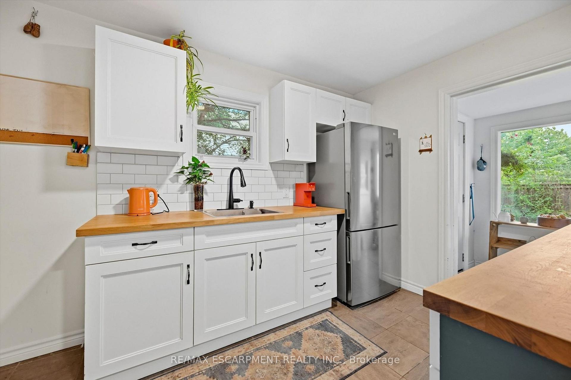 Photo 12 of 174 Beech Street, St. Catharines, Downtown — HOMEH