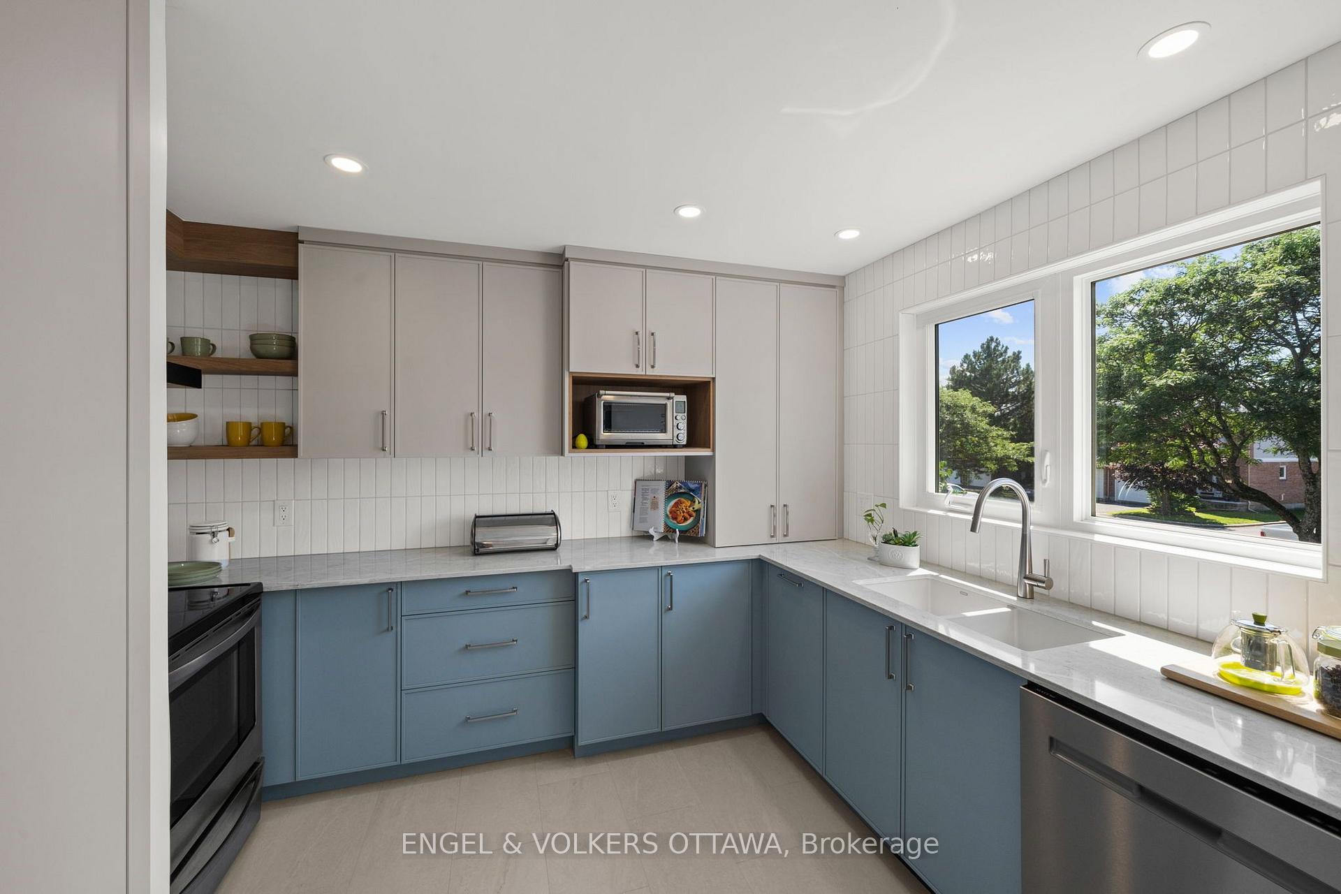 Photo 23 of 1831 Summerfields Crescent, Ottawa, Chapel Hill — HOMEH