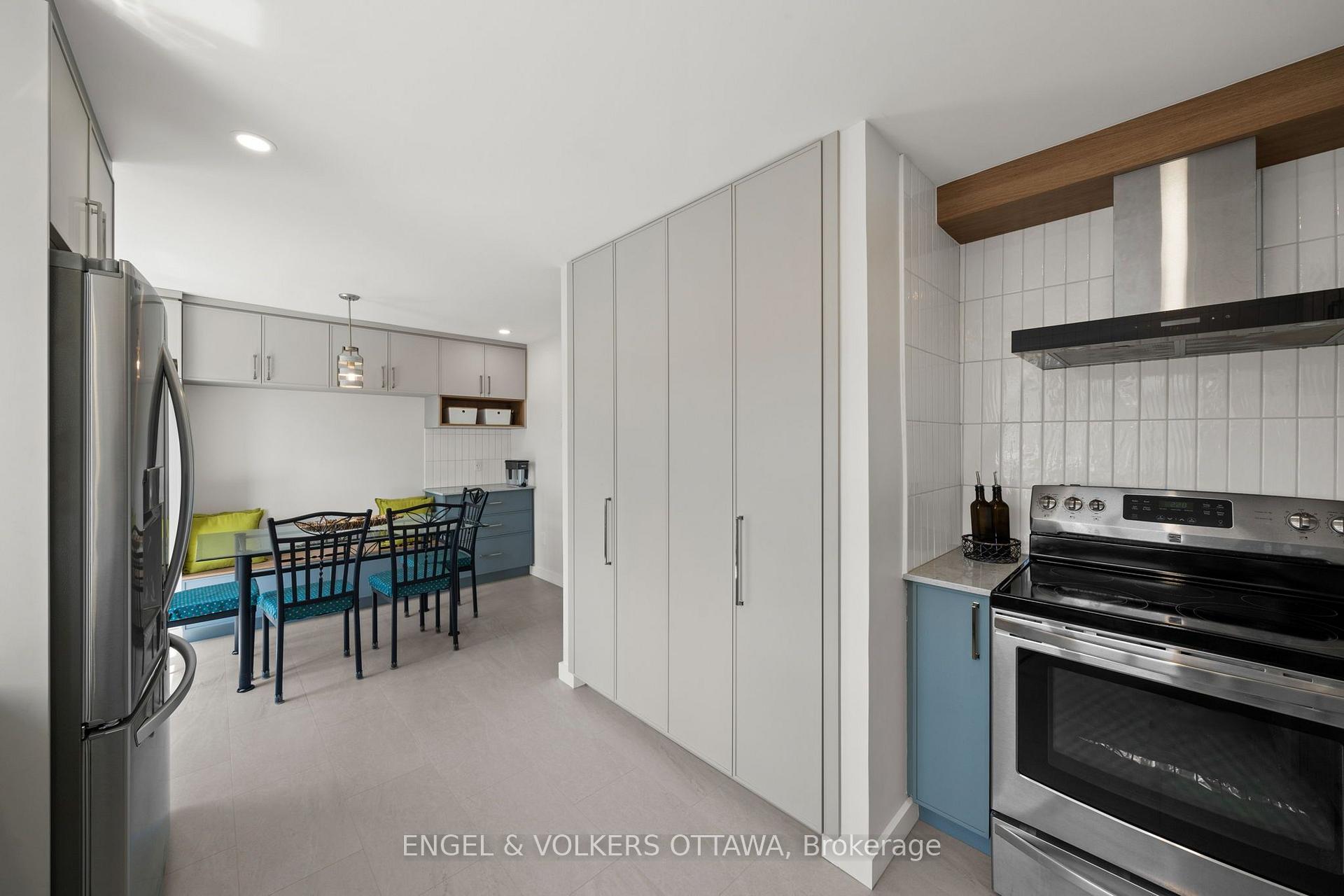 Photo 24 of 1831 Summerfields Crescent, Ottawa, Chapel Hill — HOMEH