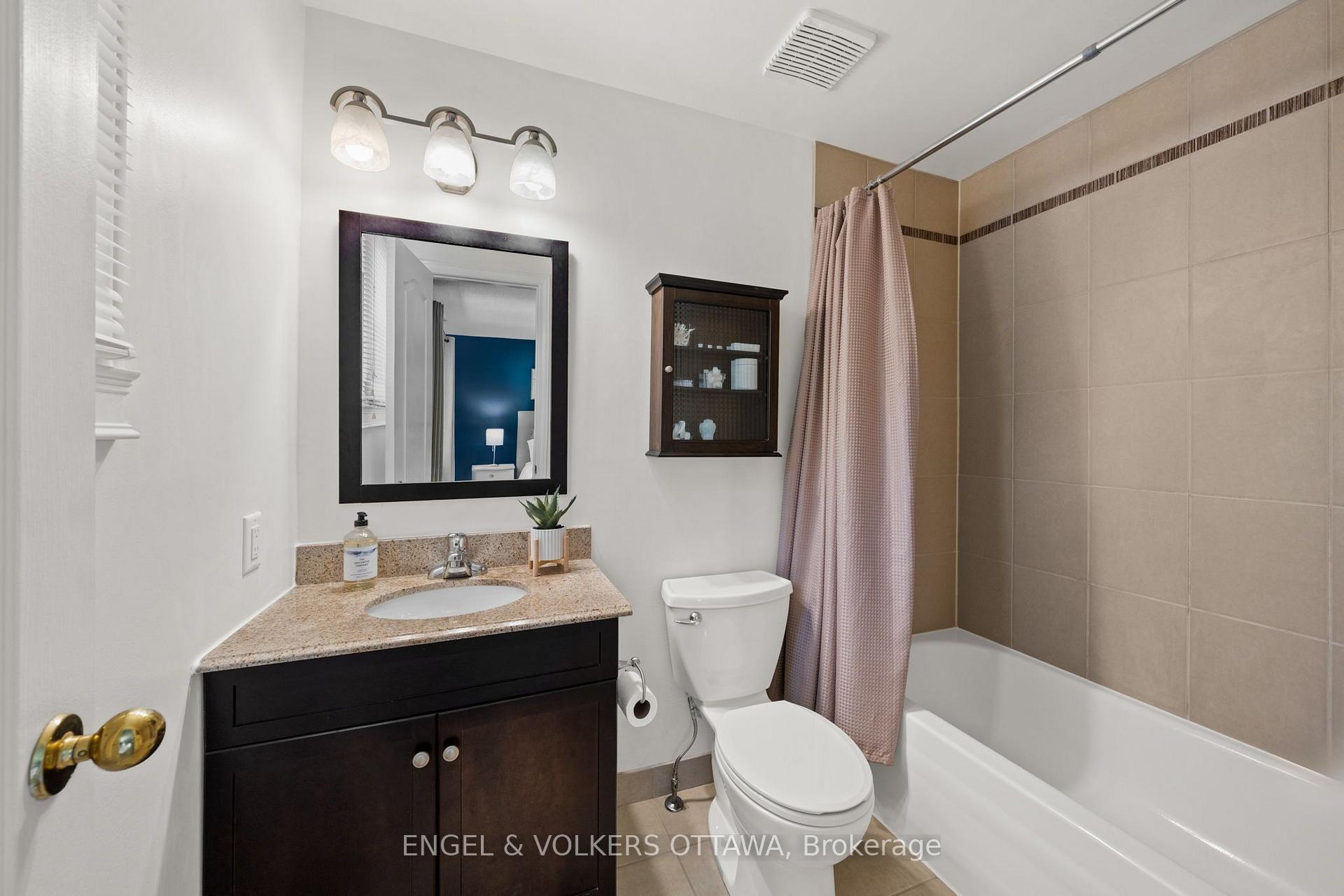Photo 33 of 1831 Summerfields Crescent, Ottawa, Chapel Hill — HOMEH