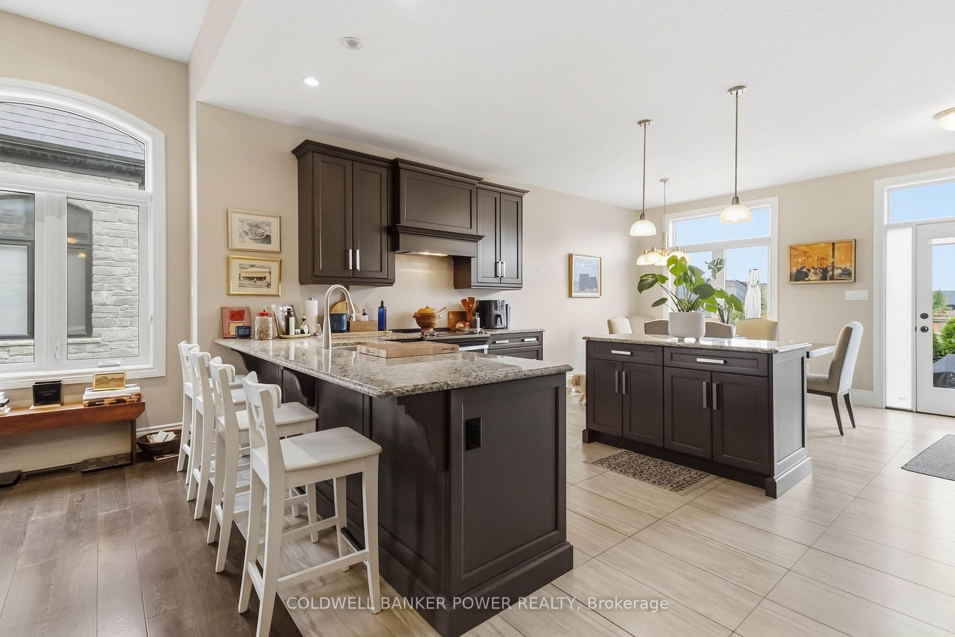 Photo 6 of 2483 Meadowlands Way, London, North R — HOMEH