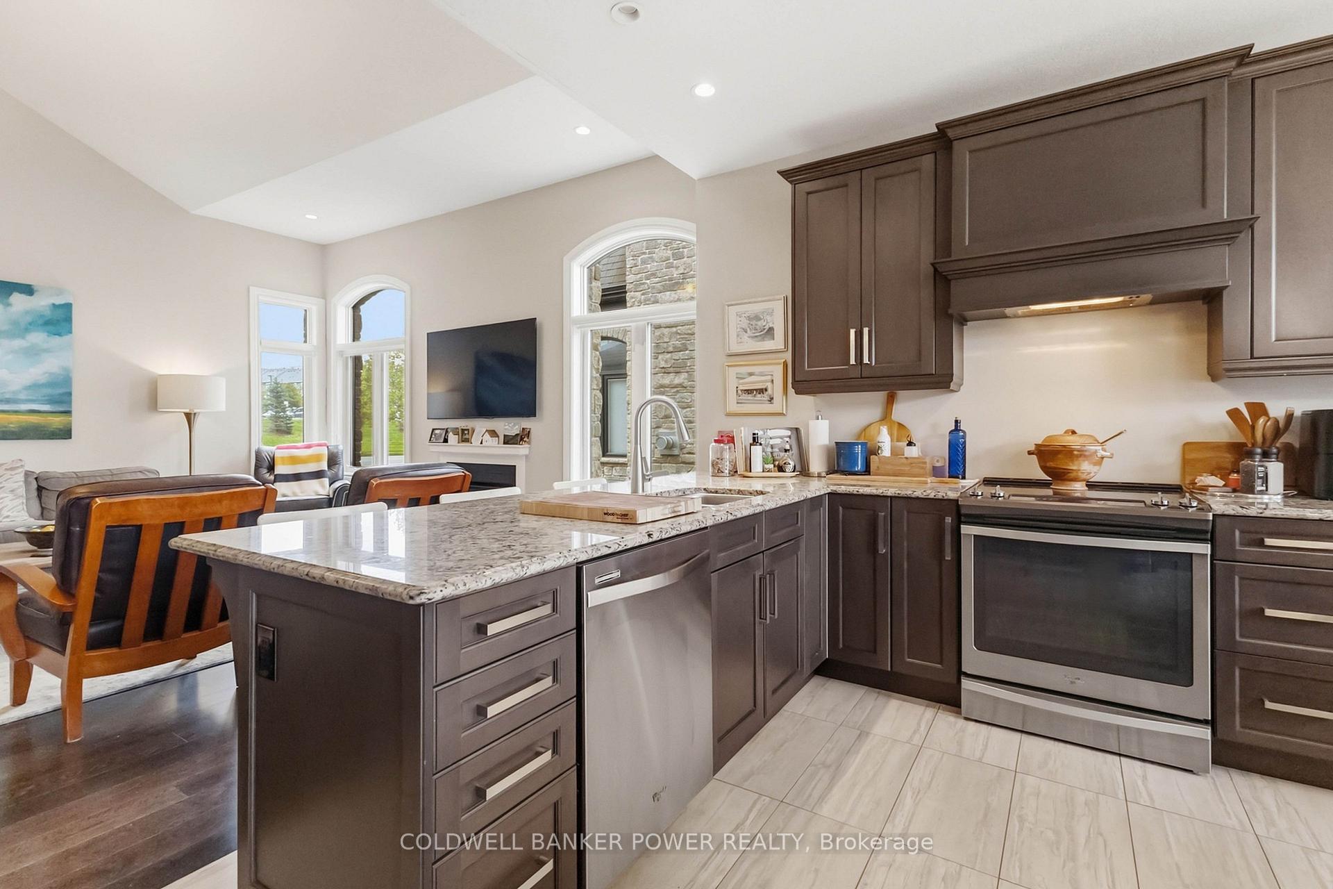 Photo 9 of 2483 Meadowlands Way, London, North R — HOMEH