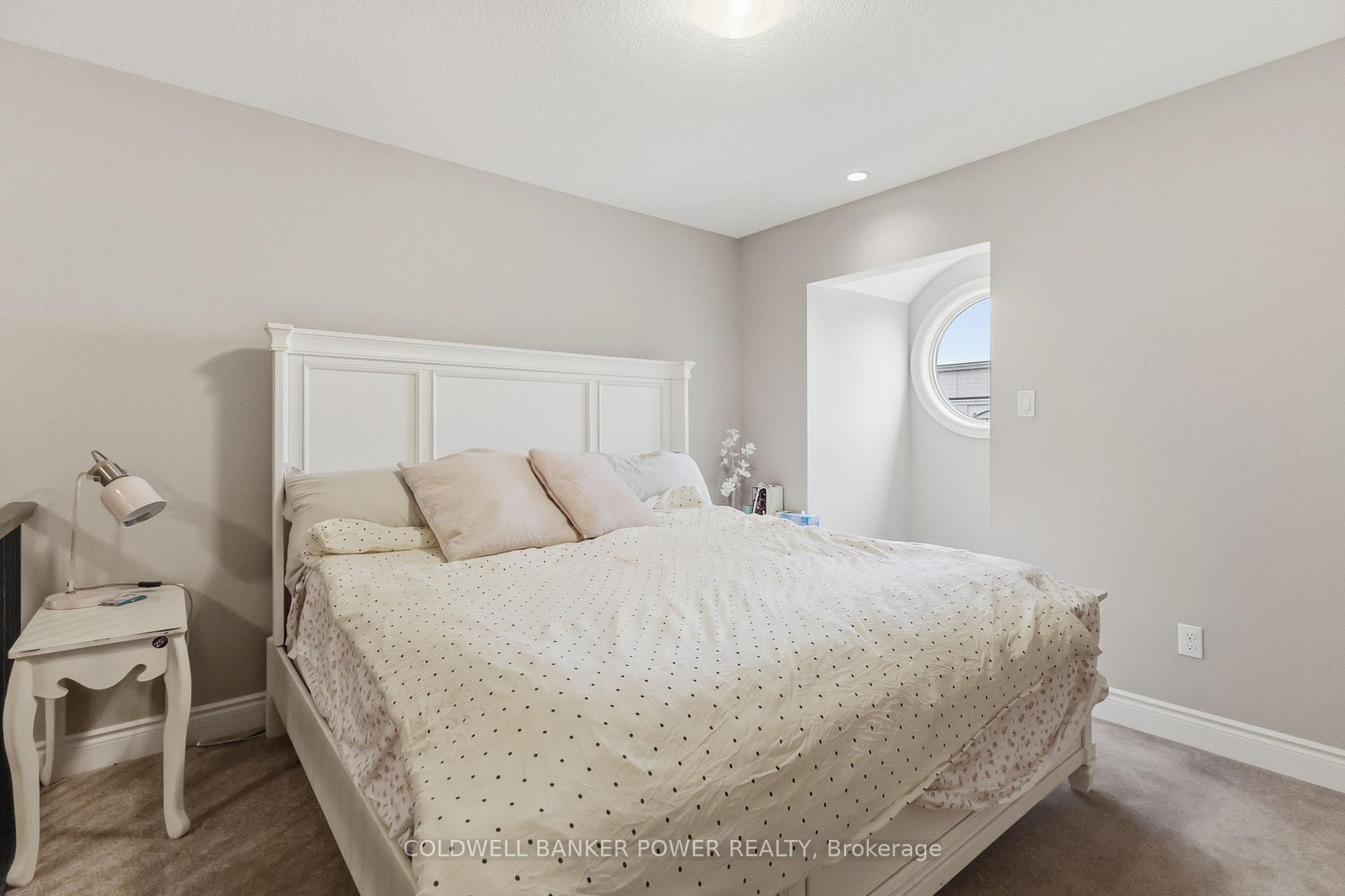 Photo 24 of 2483 Meadowlands Way, London, North R — HOMEH