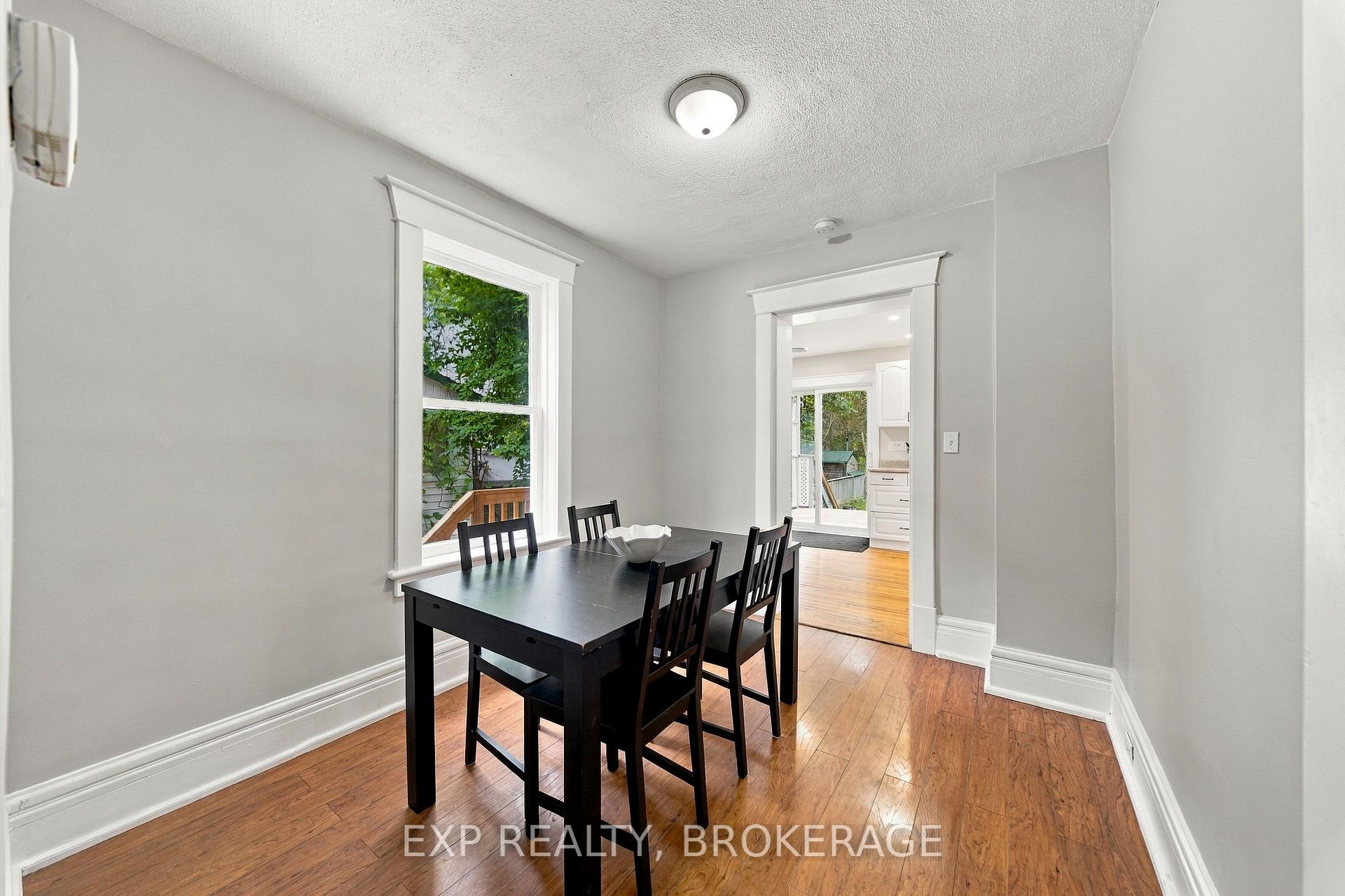 Photo 14 of 47 Henry Street, Belleville, Belleville Ward — HOMEH