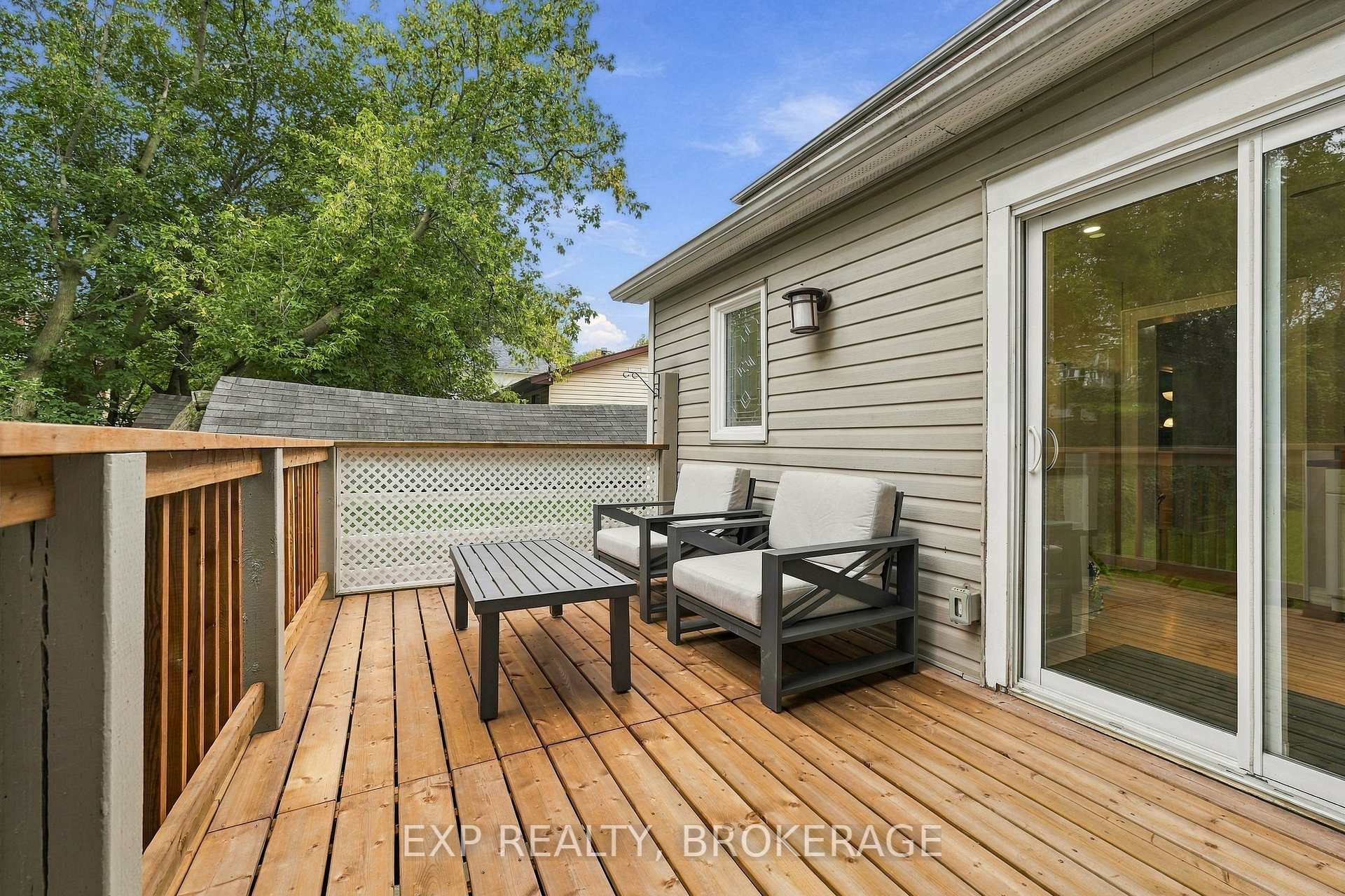 Photo 32 of 47 Henry Street, Belleville, Belleville Ward — HOMEH