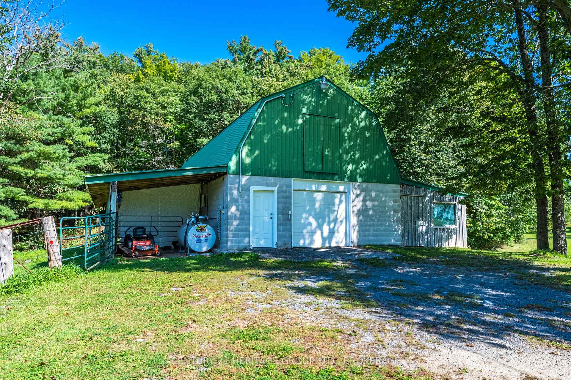 Photo 26 of 15 Trout Lane, Frontenac, Frontenac South — HOMEH
