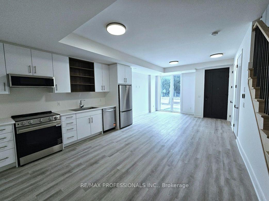 Photo 2 of 230 Ellis Avenue, St. Catharines, Oakdale — HOMEH