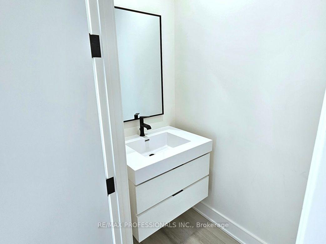 Photo 8 of 230 Ellis Avenue, St. Catharines, Oakdale — HOMEH