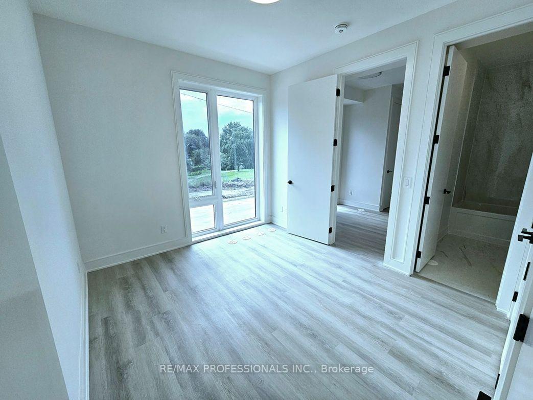 Photo 13 of 230 Ellis Avenue, St. Catharines, Oakdale — HOMEH