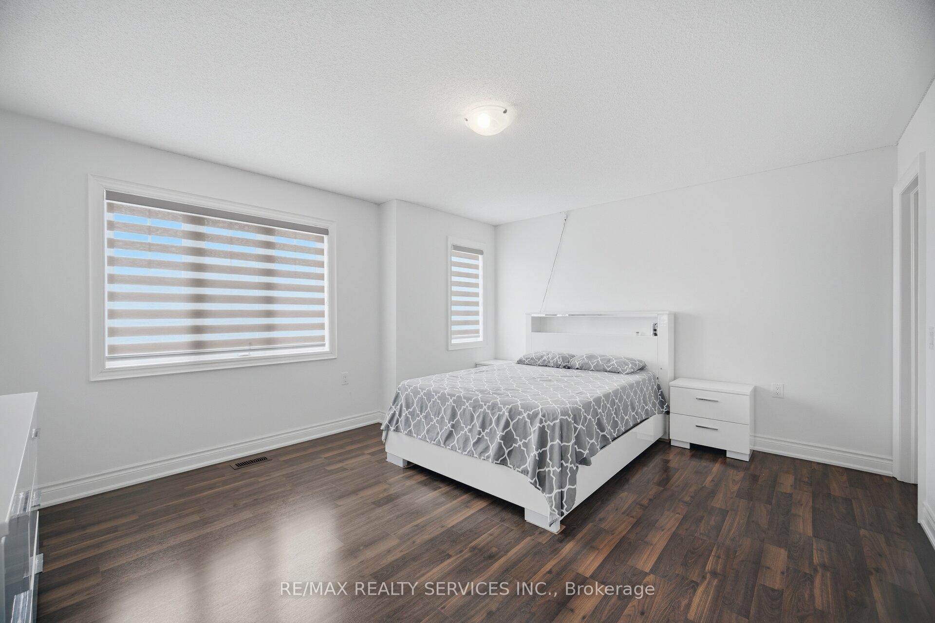 Photo 32 of 585 Dougall Avenue, Caledon, Rural Caledon — HOMEH