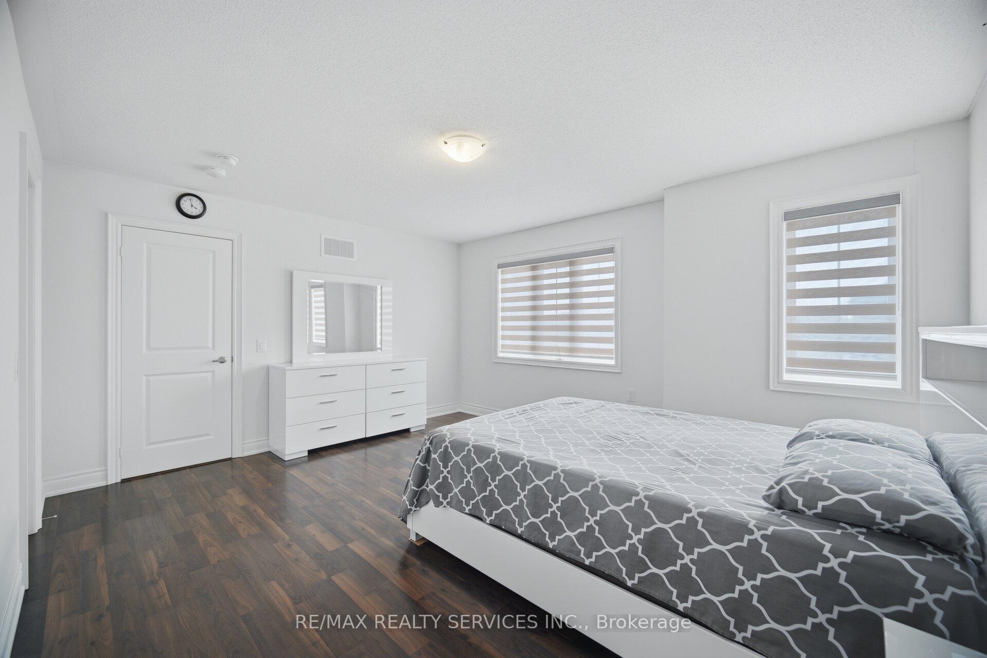 Photo 33 of 585 Dougall Avenue, Caledon, Rural Caledon — HOMEH