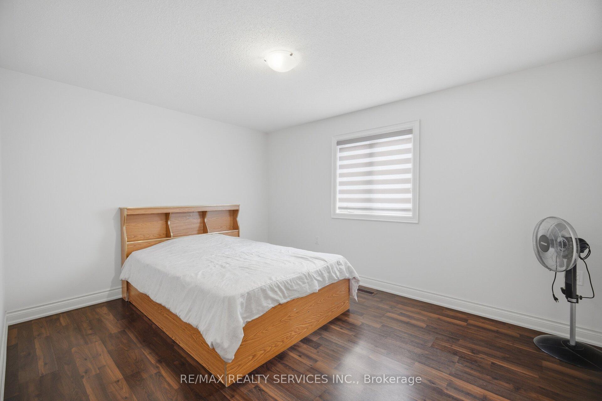 Photo 41 of 585 Dougall Avenue, Caledon, Rural Caledon — HOMEH