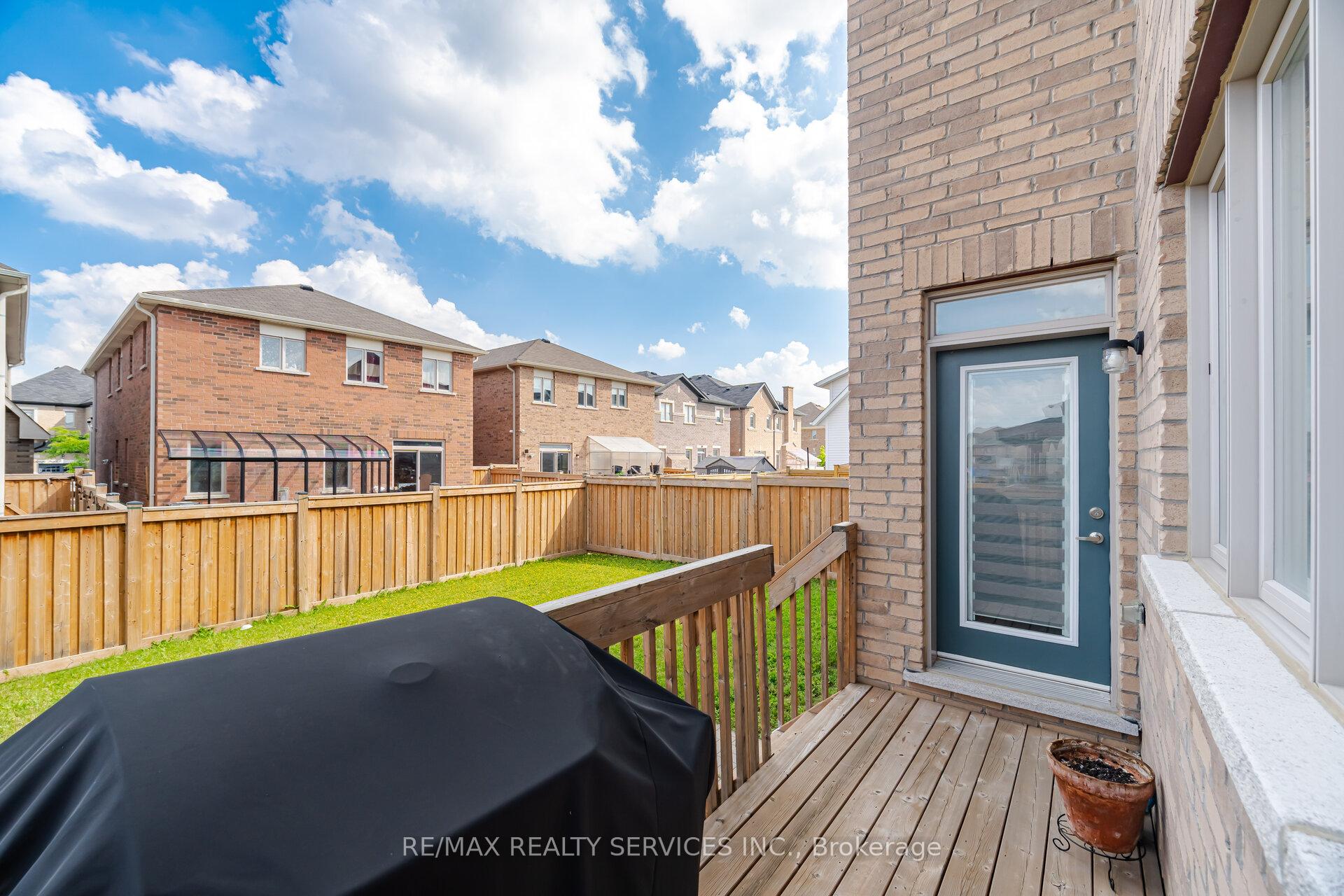 Photo 47 of 585 Dougall Avenue, Caledon, Rural Caledon — HOMEH