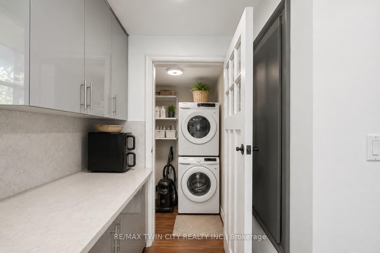 Photo 8 of 980 Ritson Road N, Oshawa, Centennial — HOMEH