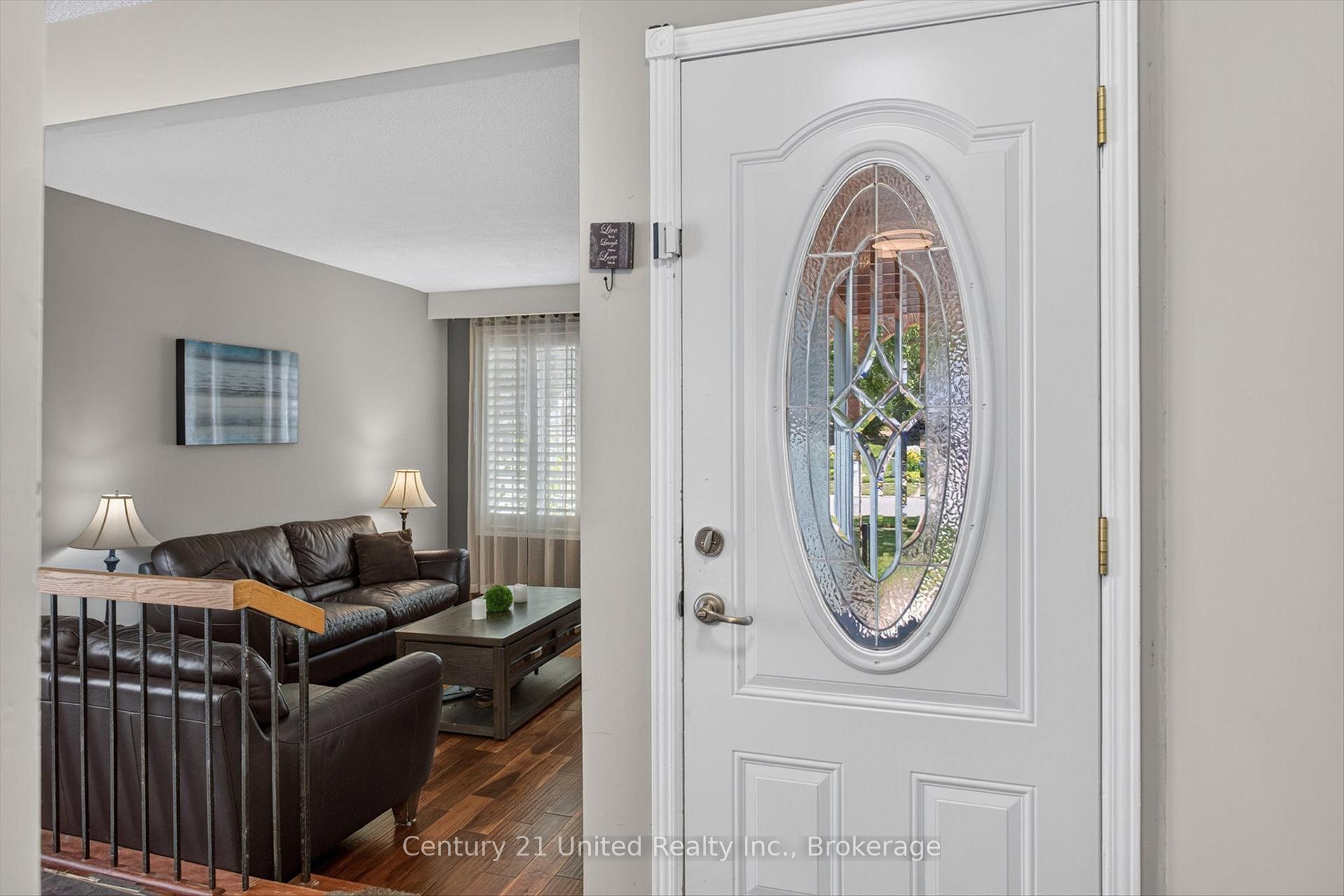 Photo 7 of 2121 Meadowview Road, Peterborough, Ashburnham Ward 4 — HOMEH