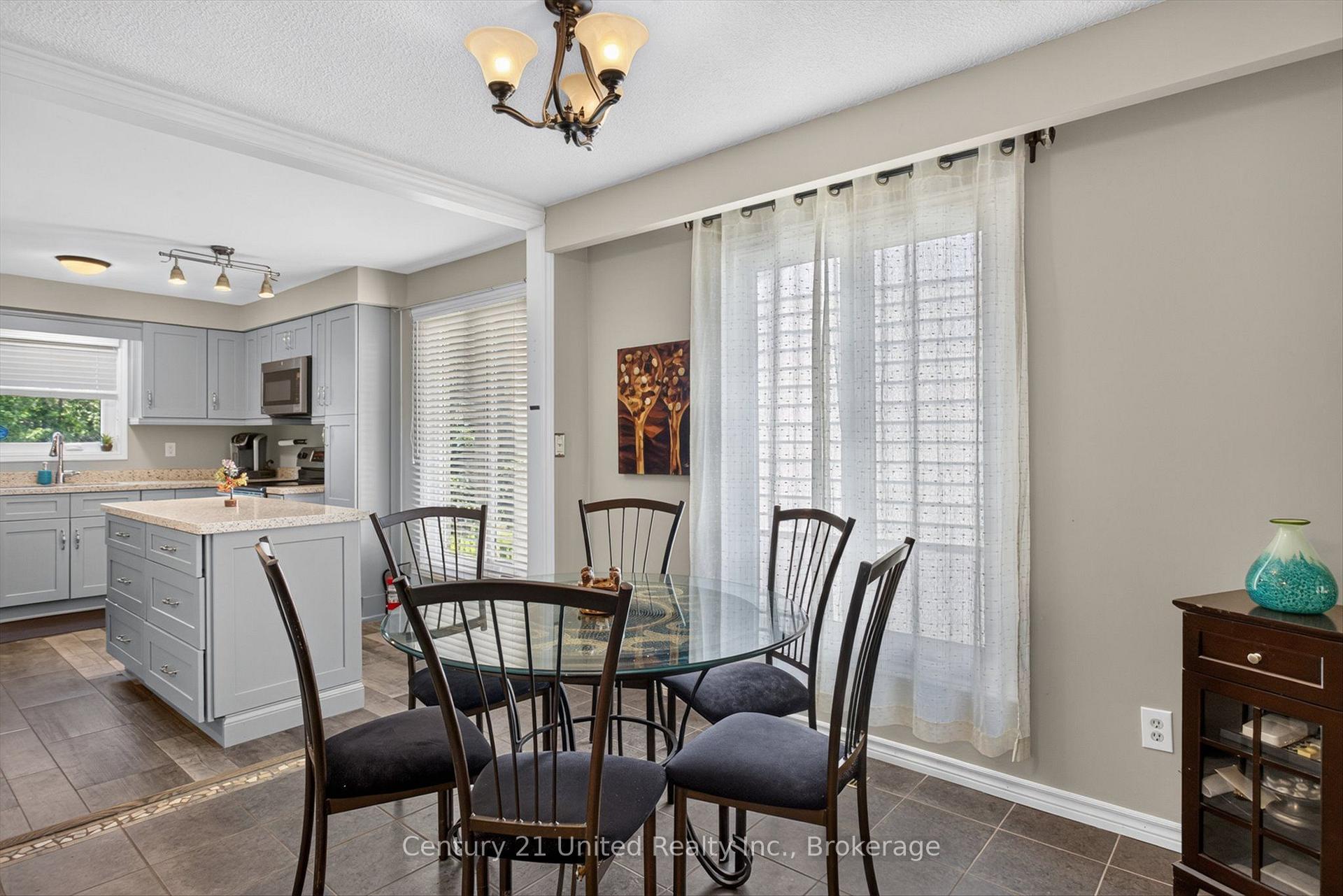 Photo 9 of 2121 Meadowview Road, Peterborough, Ashburnham Ward 4 — HOMEH