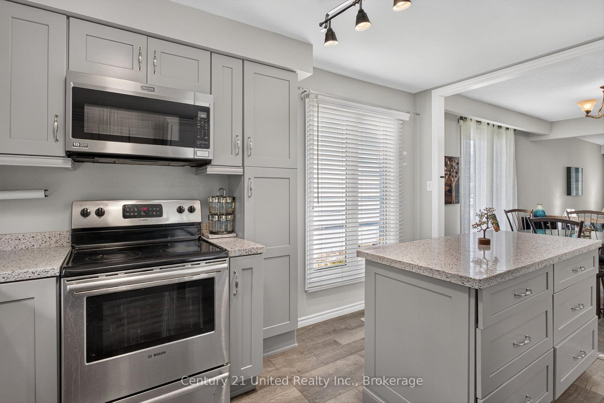 Photo 18 of 2121 Meadowview Road, Peterborough, Ashburnham Ward 4 — HOMEH