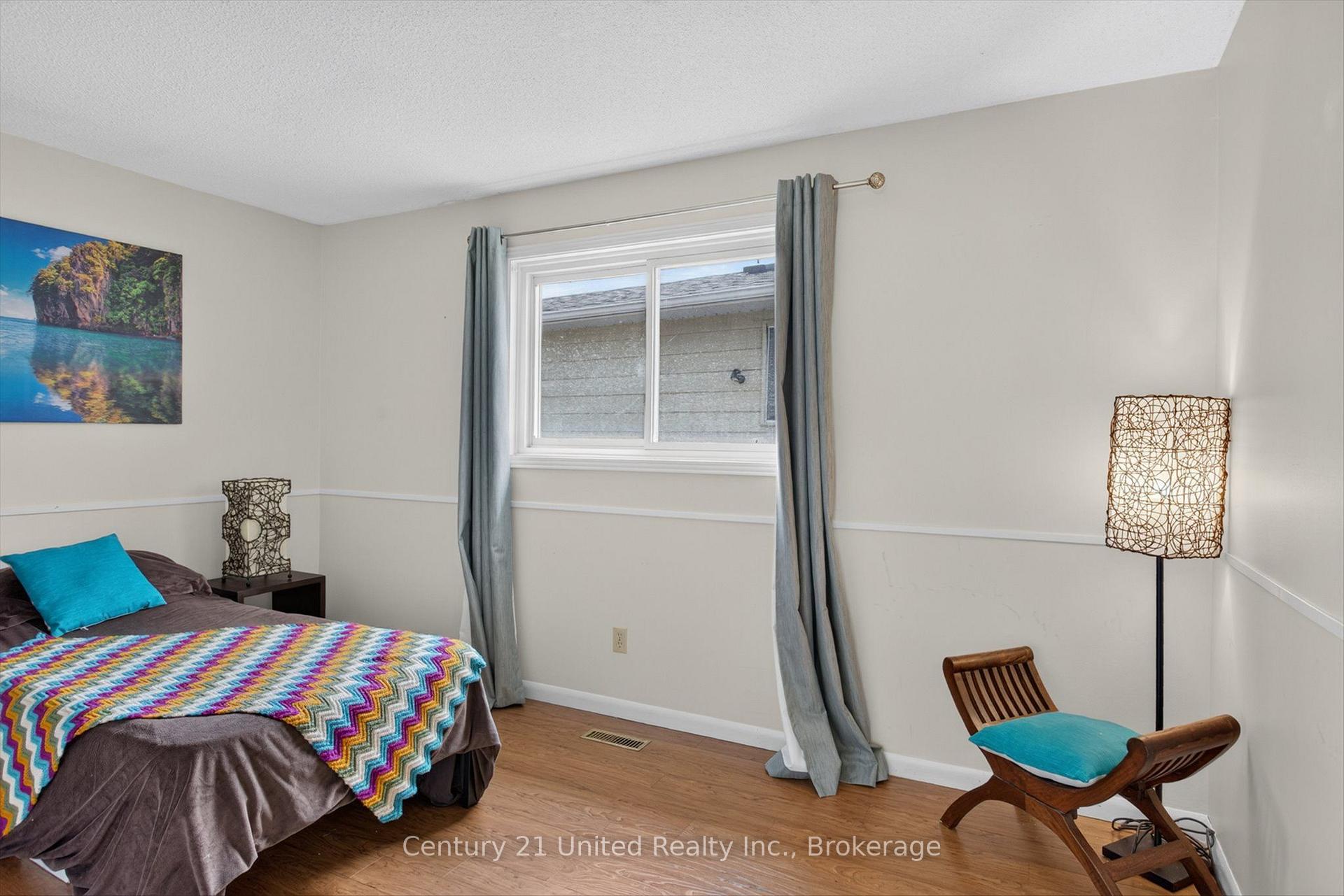 Photo 23 of 2121 Meadowview Road, Peterborough, Ashburnham Ward 4 — HOMEH